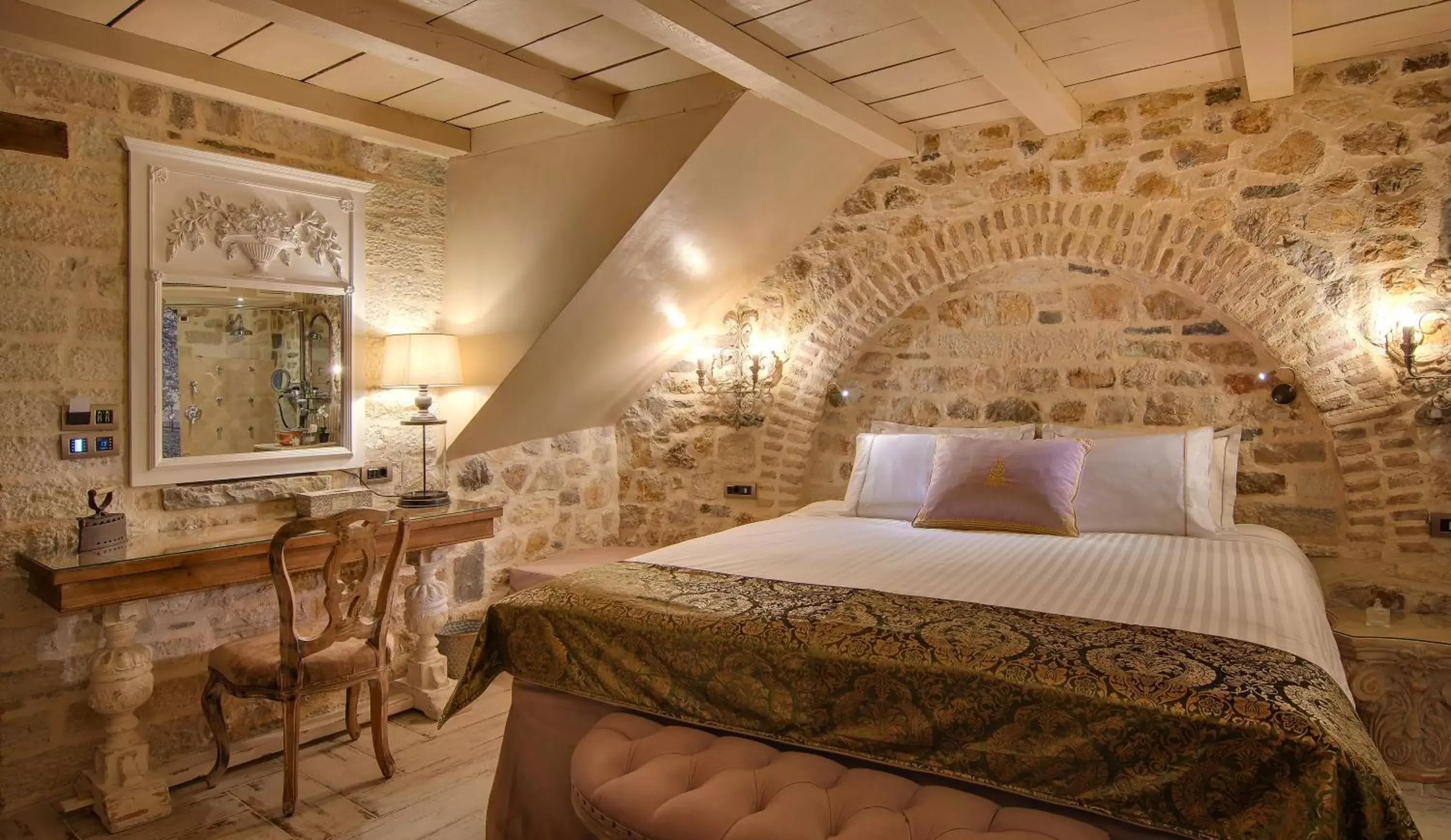 Bed in KAMARES Historic Boutique Hotel & Spa