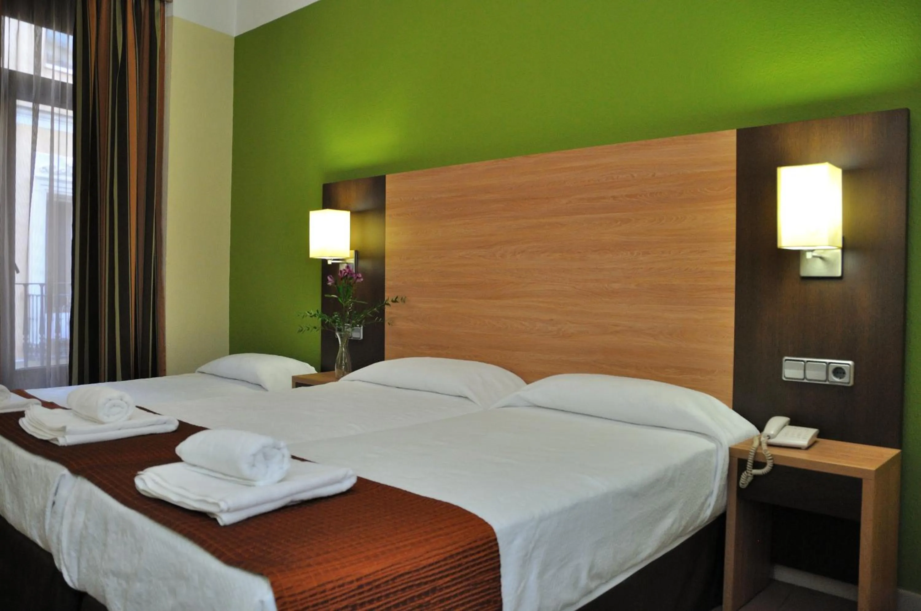 Bed in Hostal Ballesta