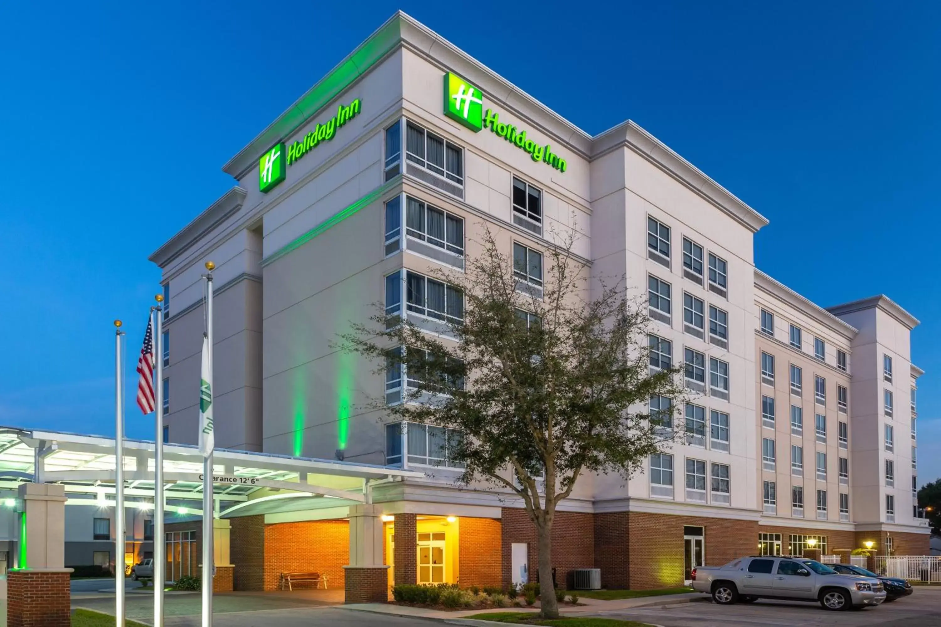 Property Building in Holiday Inn Winter Haven, an IHG Hotel