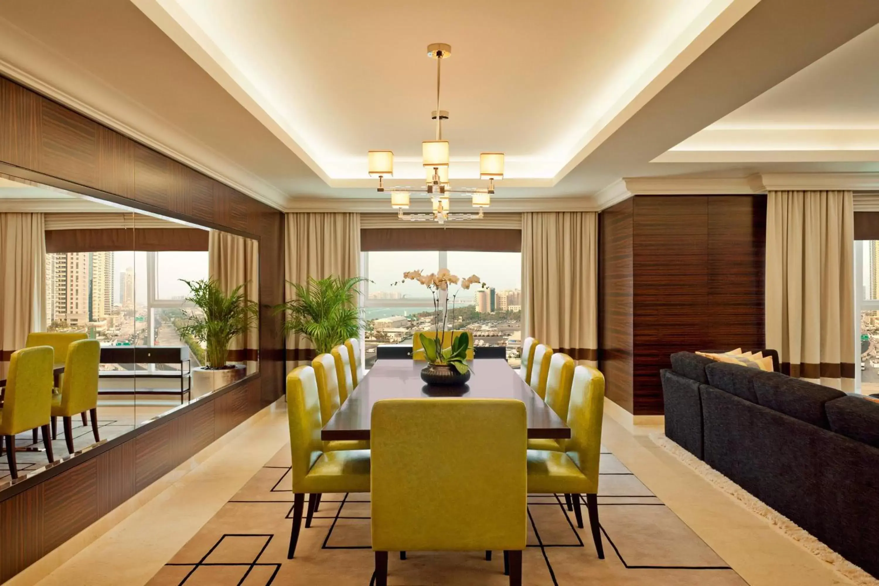 Photo of the whole room in Grosvenor House, a Luxury Collection Hotel, Dubai