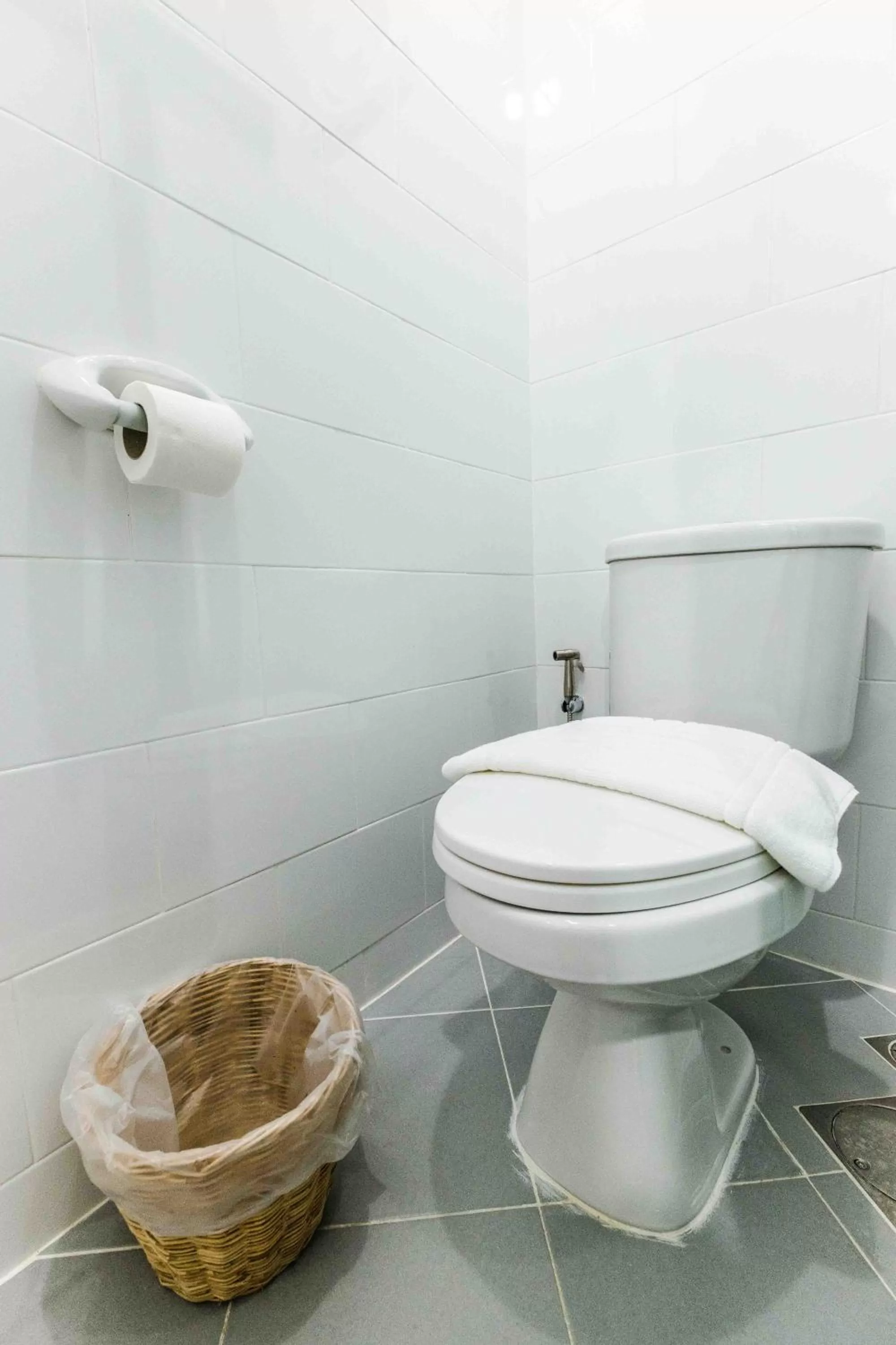 Toilet in Don Muang Hotel