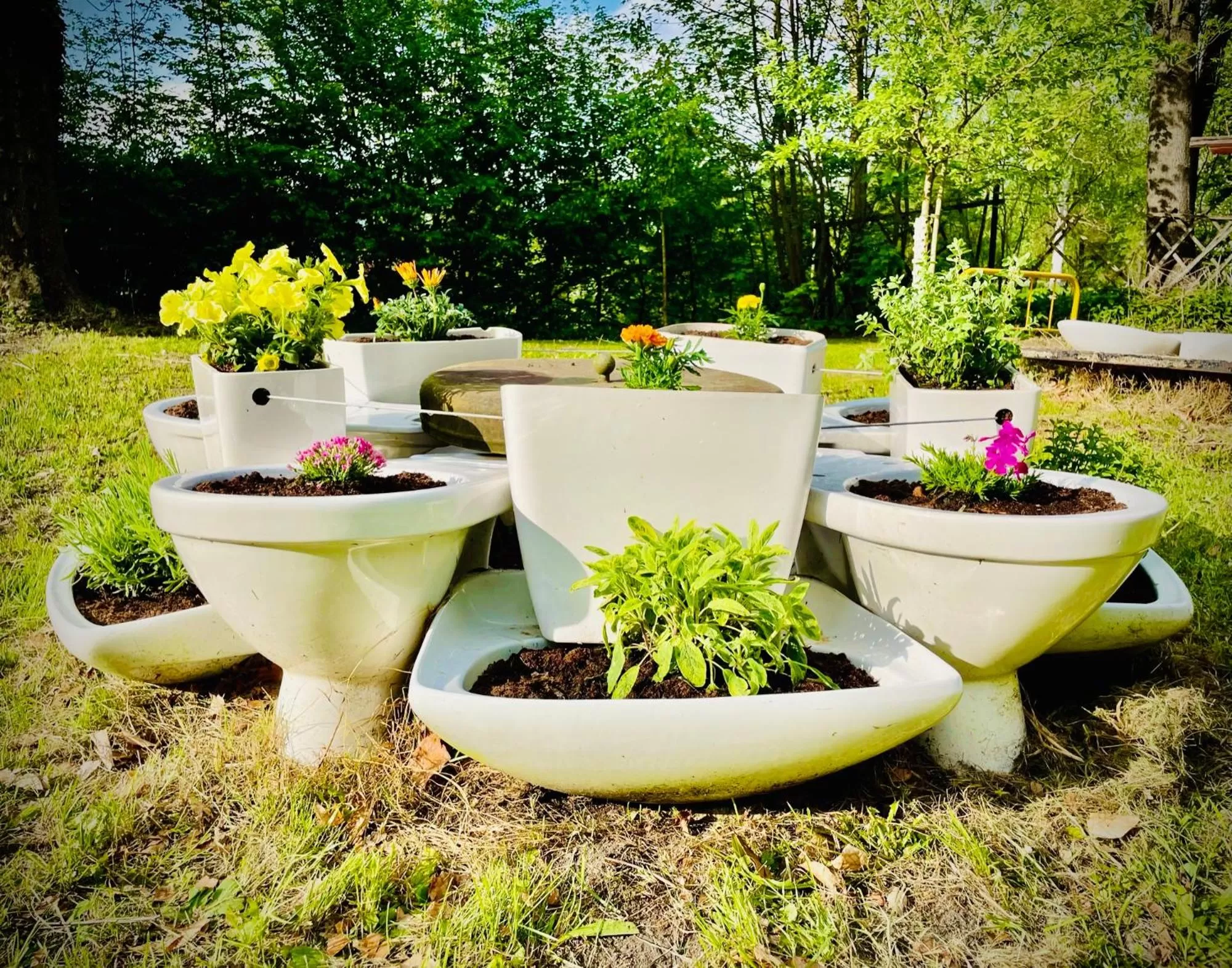 HARABURDI® Recyclart Hotel