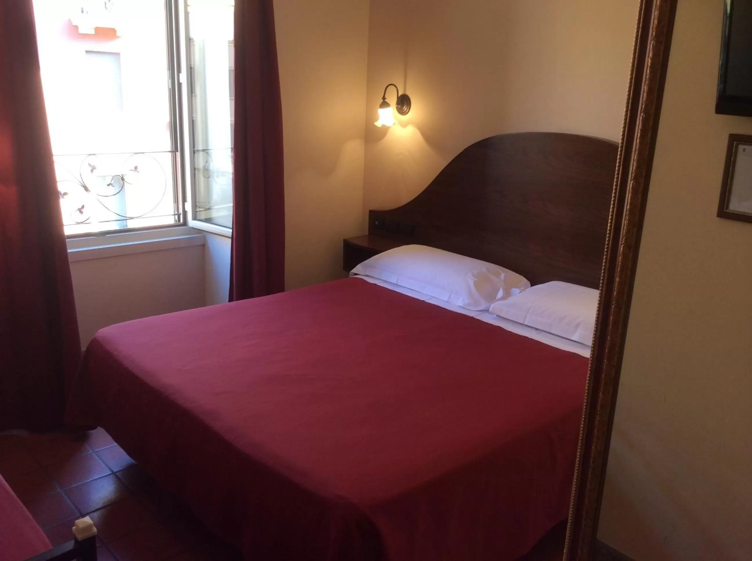 Bedroom in Hotel Al SanPietrino
