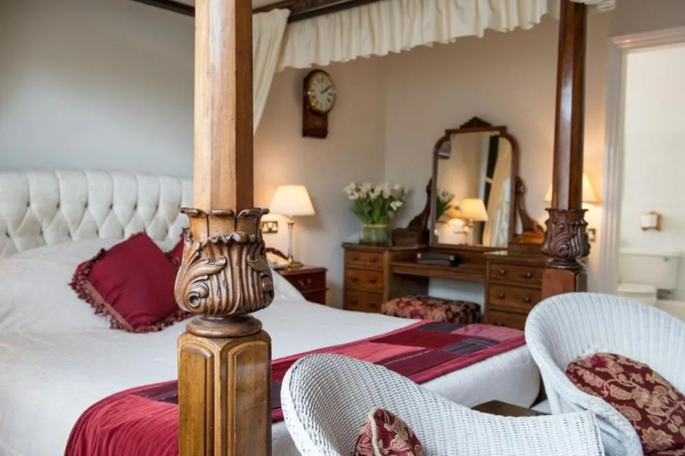 Photo of the whole room, Bed in The Old Vicarage