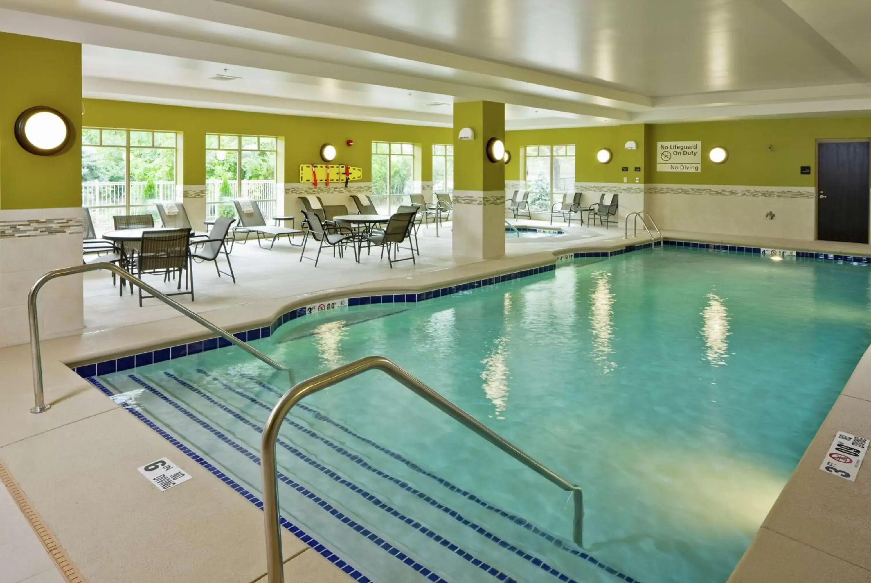Pool view, Swimming Pool in Hampton Inn & Suites Saginaw