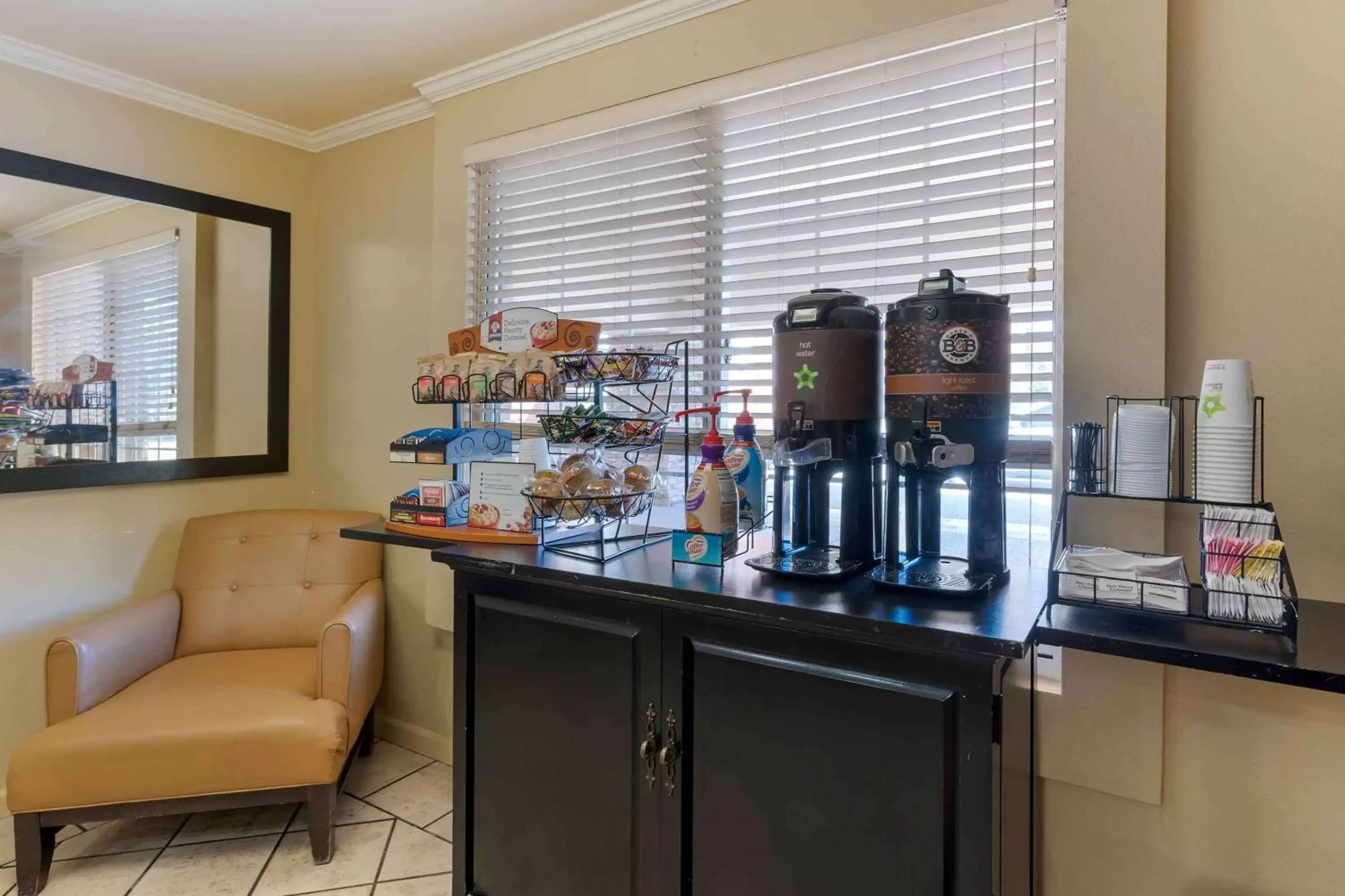 Breakfast in Extended Stay America Suites - San Jose - Downtown