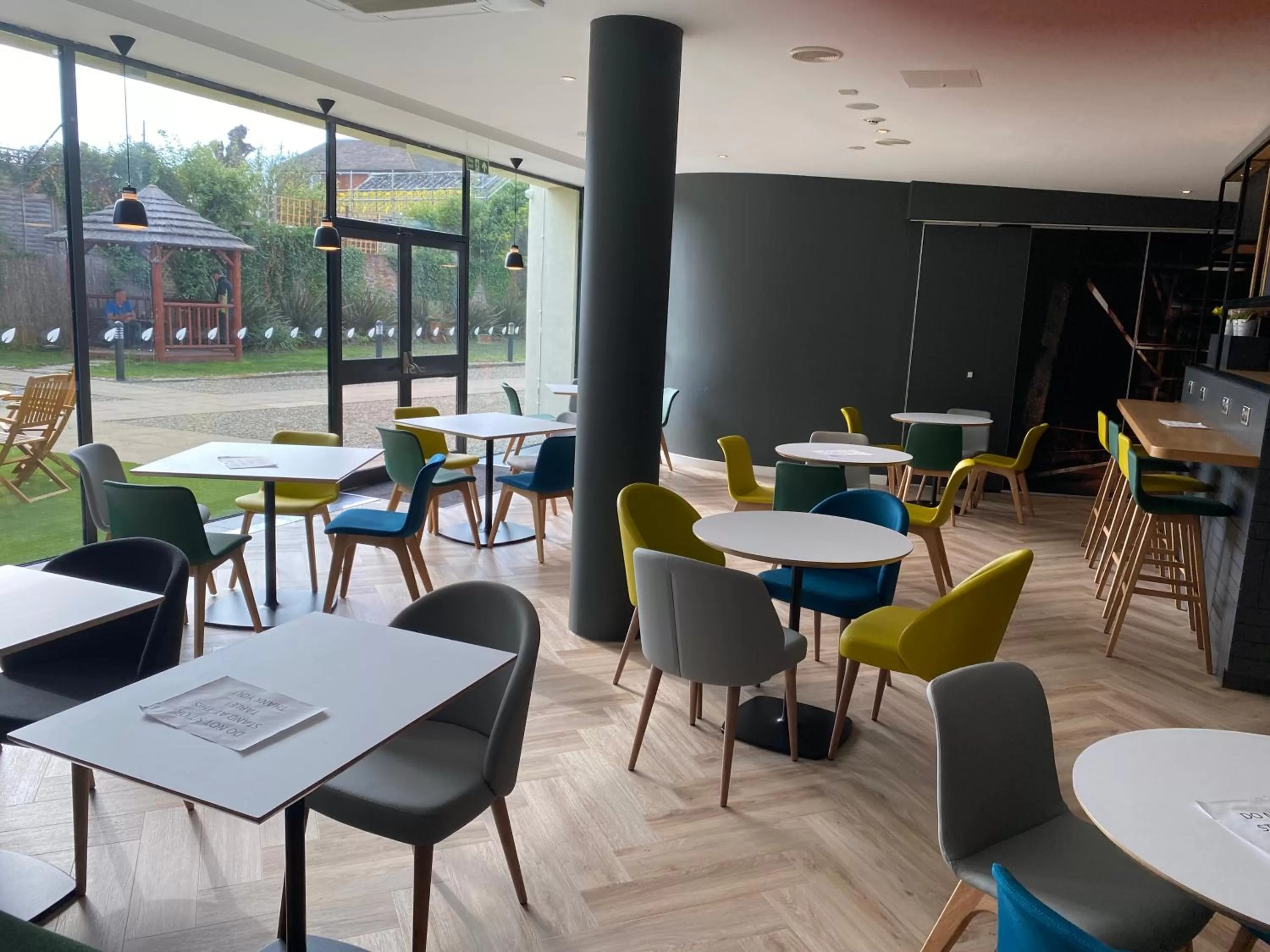 Restaurant/places to eat in Holiday Inn Sittingbourne by IHG