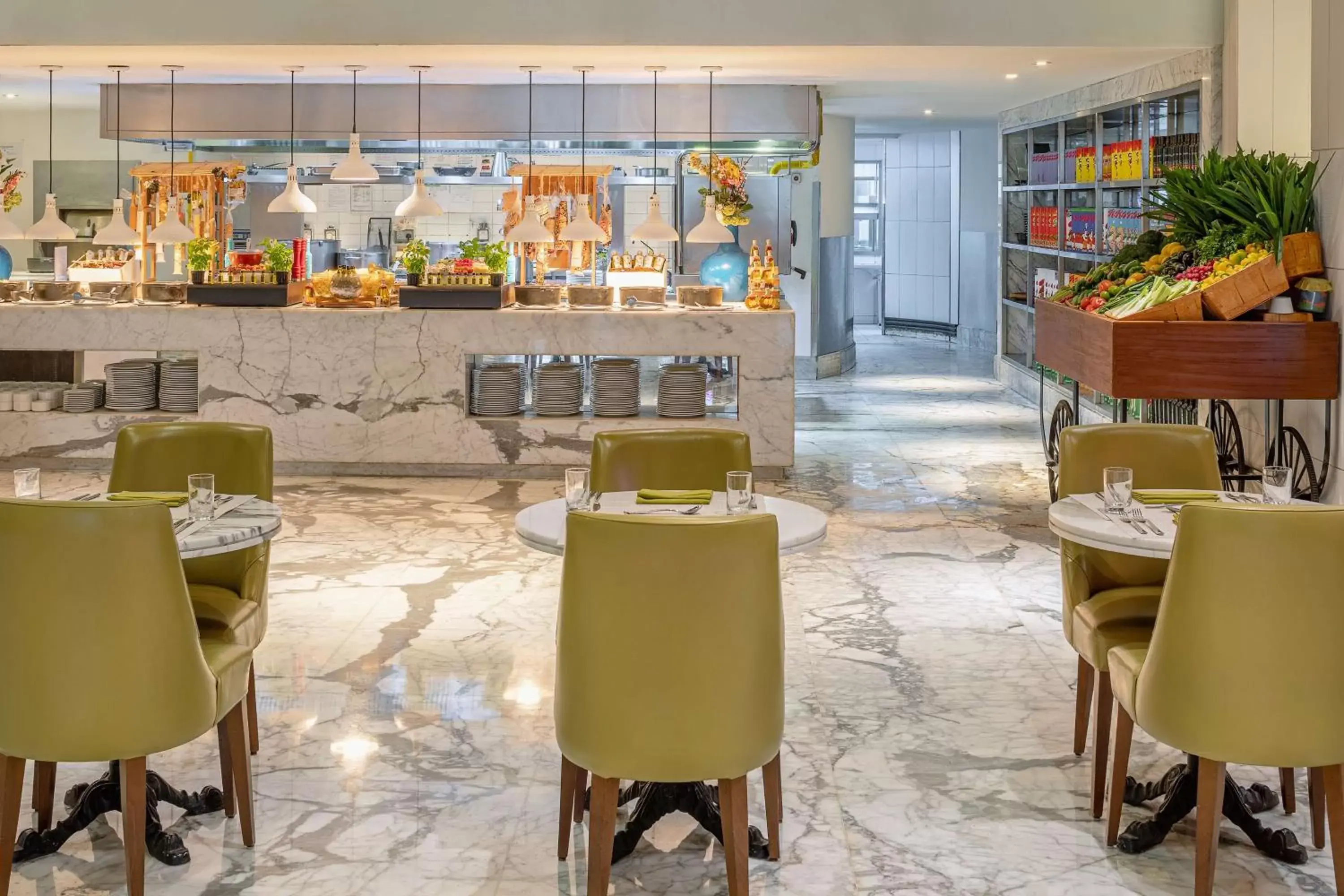 Restaurant/Places to Eat in Hilton Dubai Al Habtoor City
