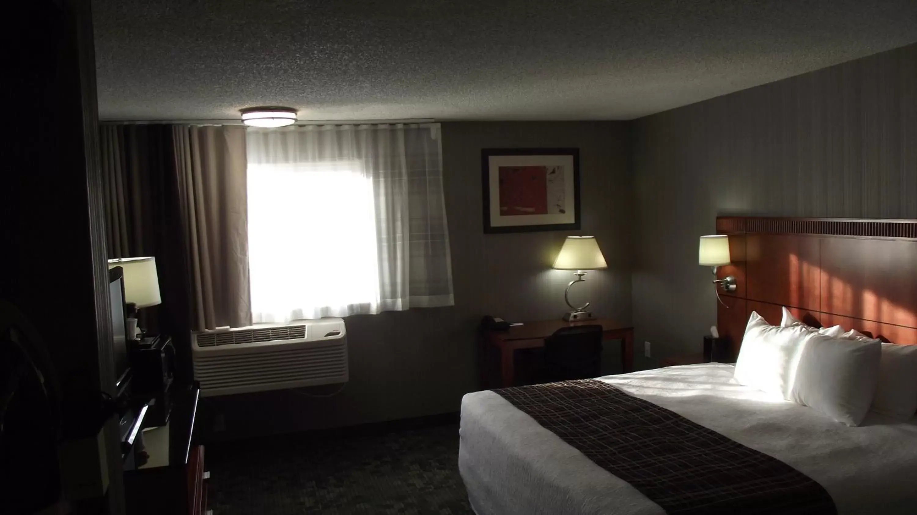 Photo of the whole room, Bed in Country Inn & Suites, Delta Park, Portland, OR