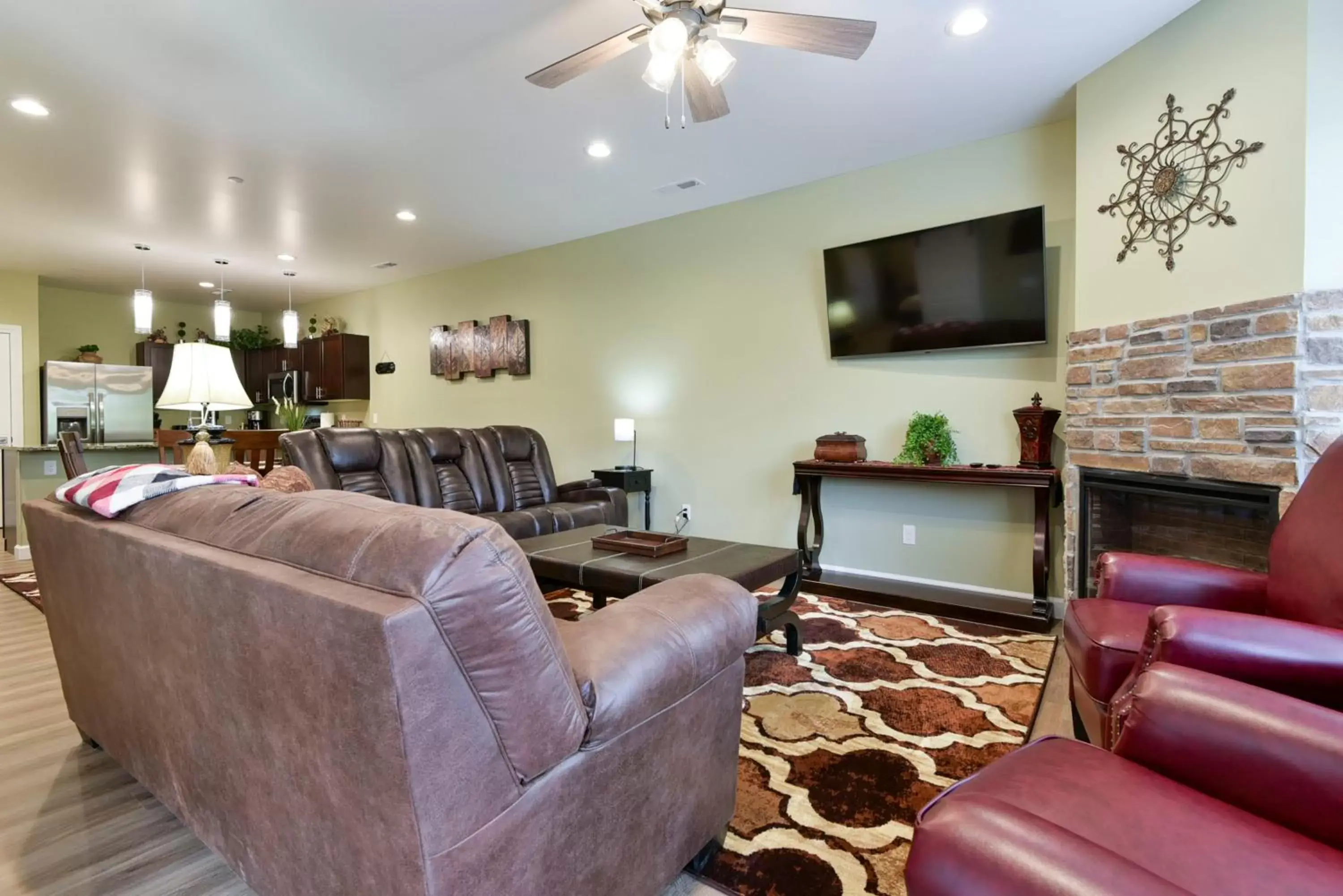 Seating Area in Luxury Condos at Thousand Hills - Branson -Beautifully Remodeled