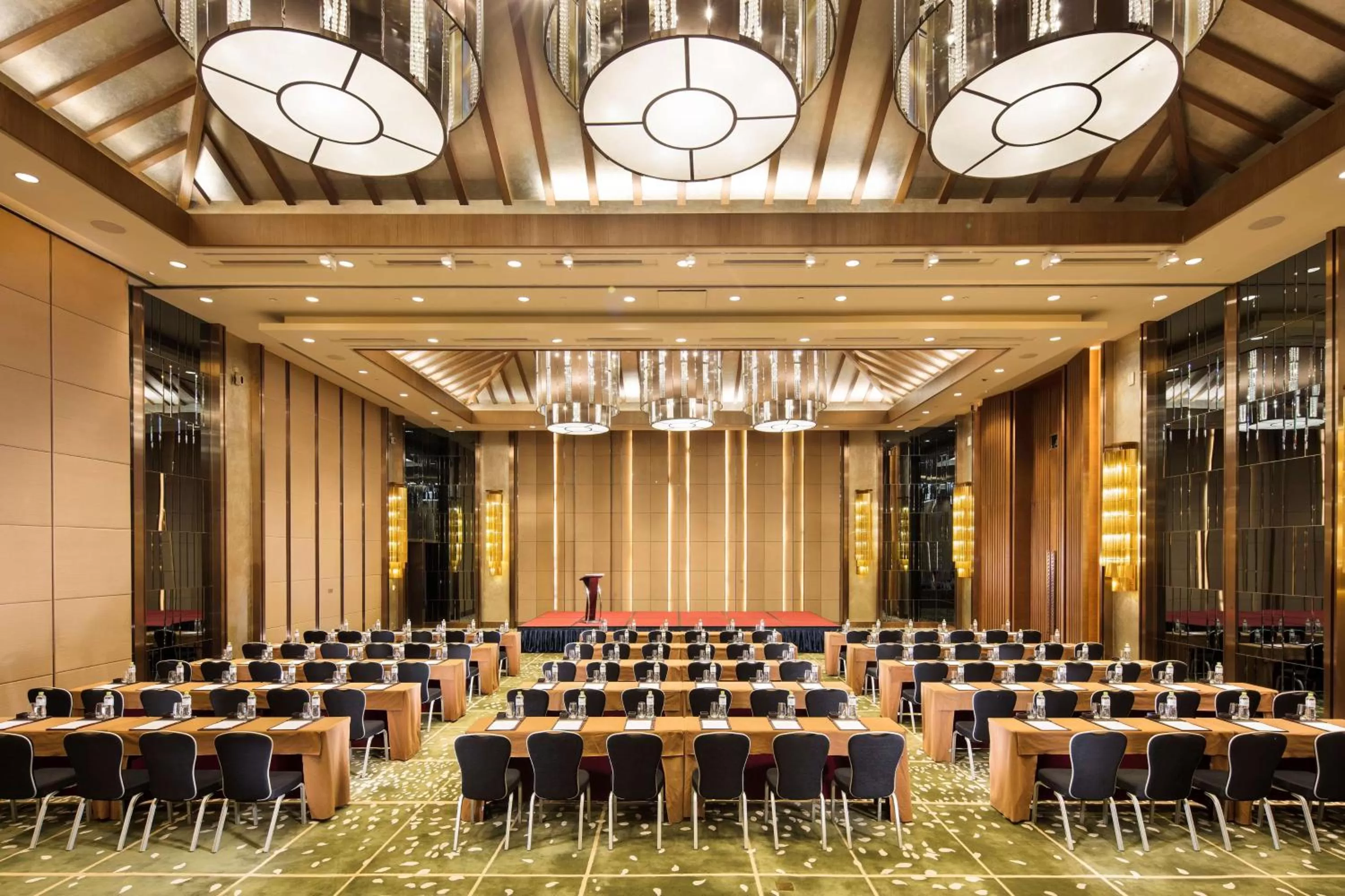 Meeting/conference room in Hilton Wuhan Optics Valley