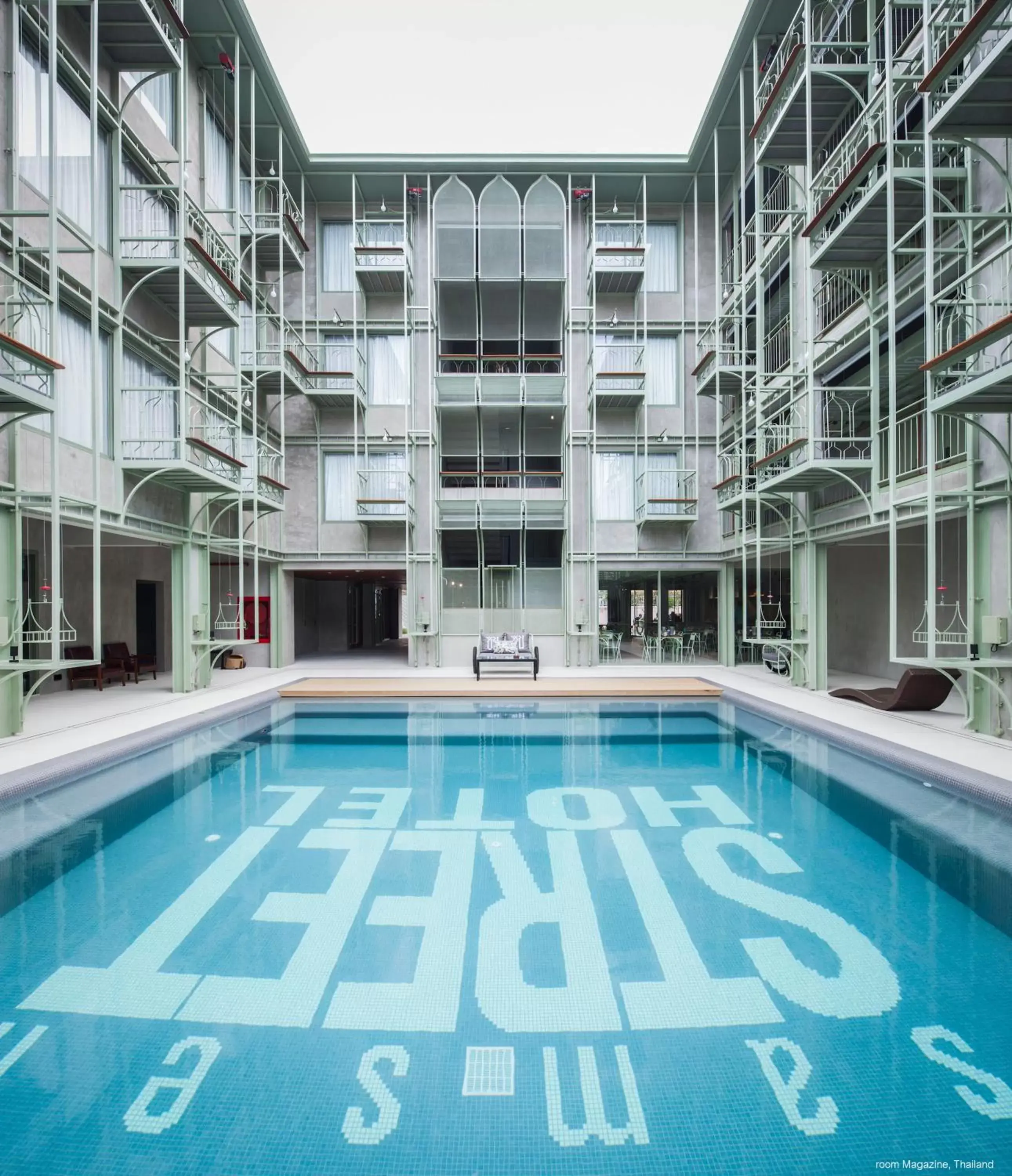 Swimming pool in Samsen Street Hotel Swimming pool in Samsen Street Hotel