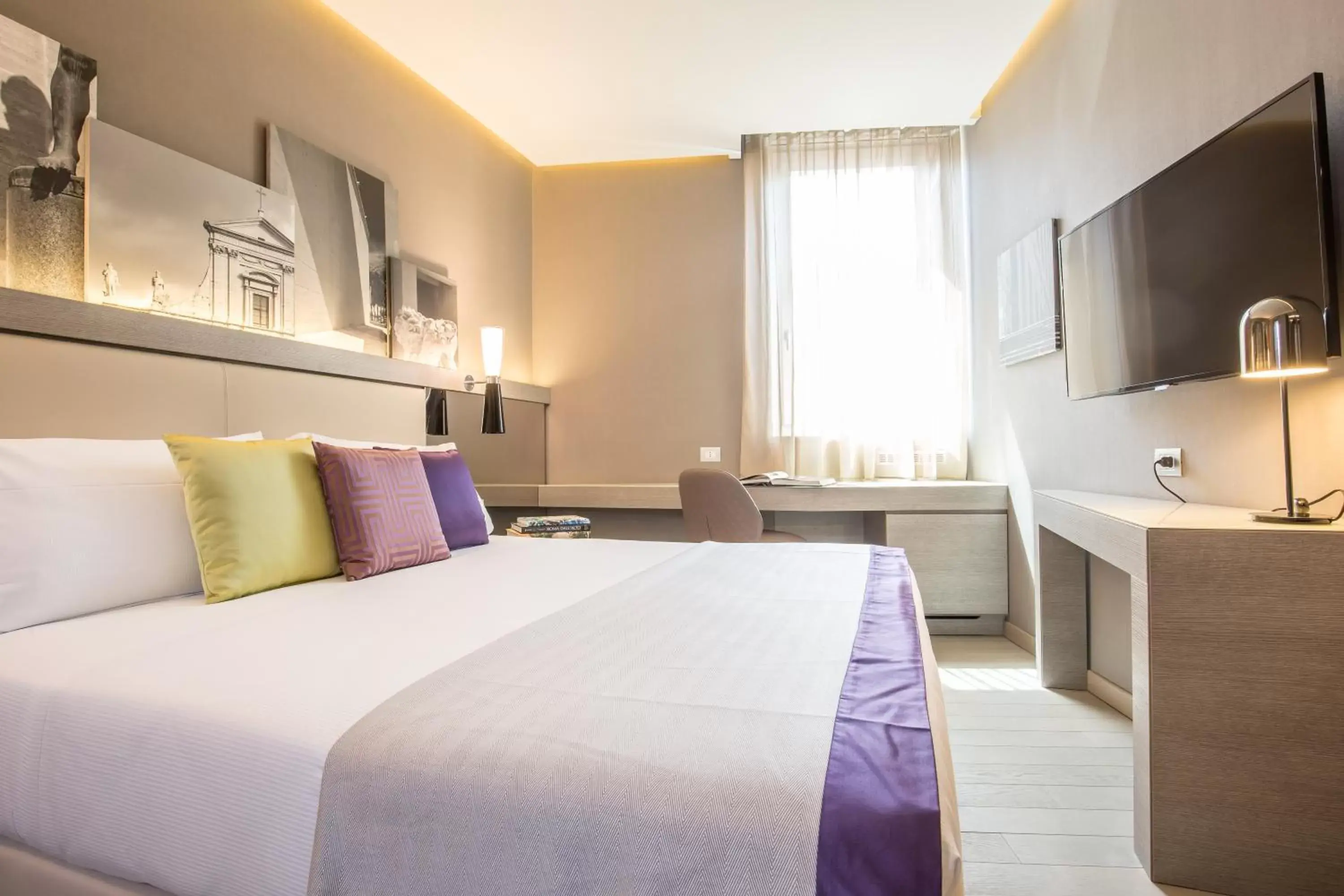 Bed in Orazio Palace Hotel