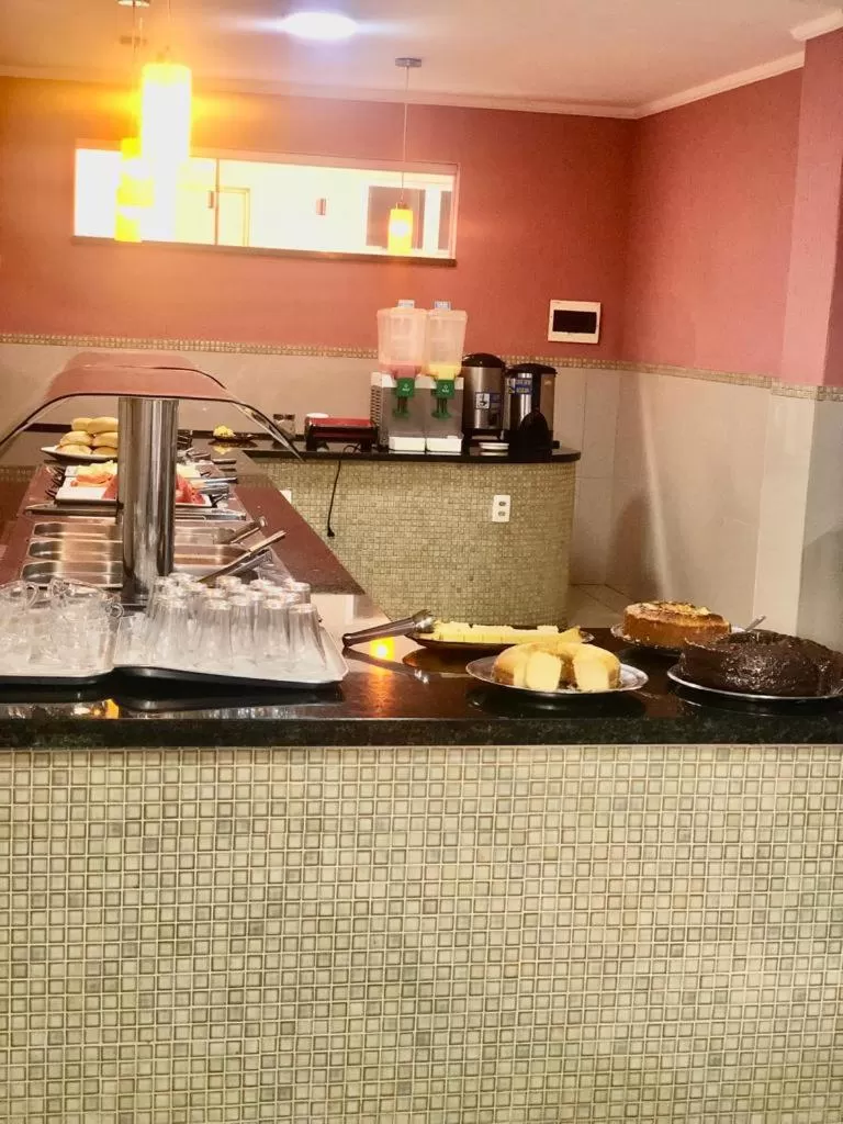 Breakfast, Restaurant/Places to Eat in Hotel Real Jequie