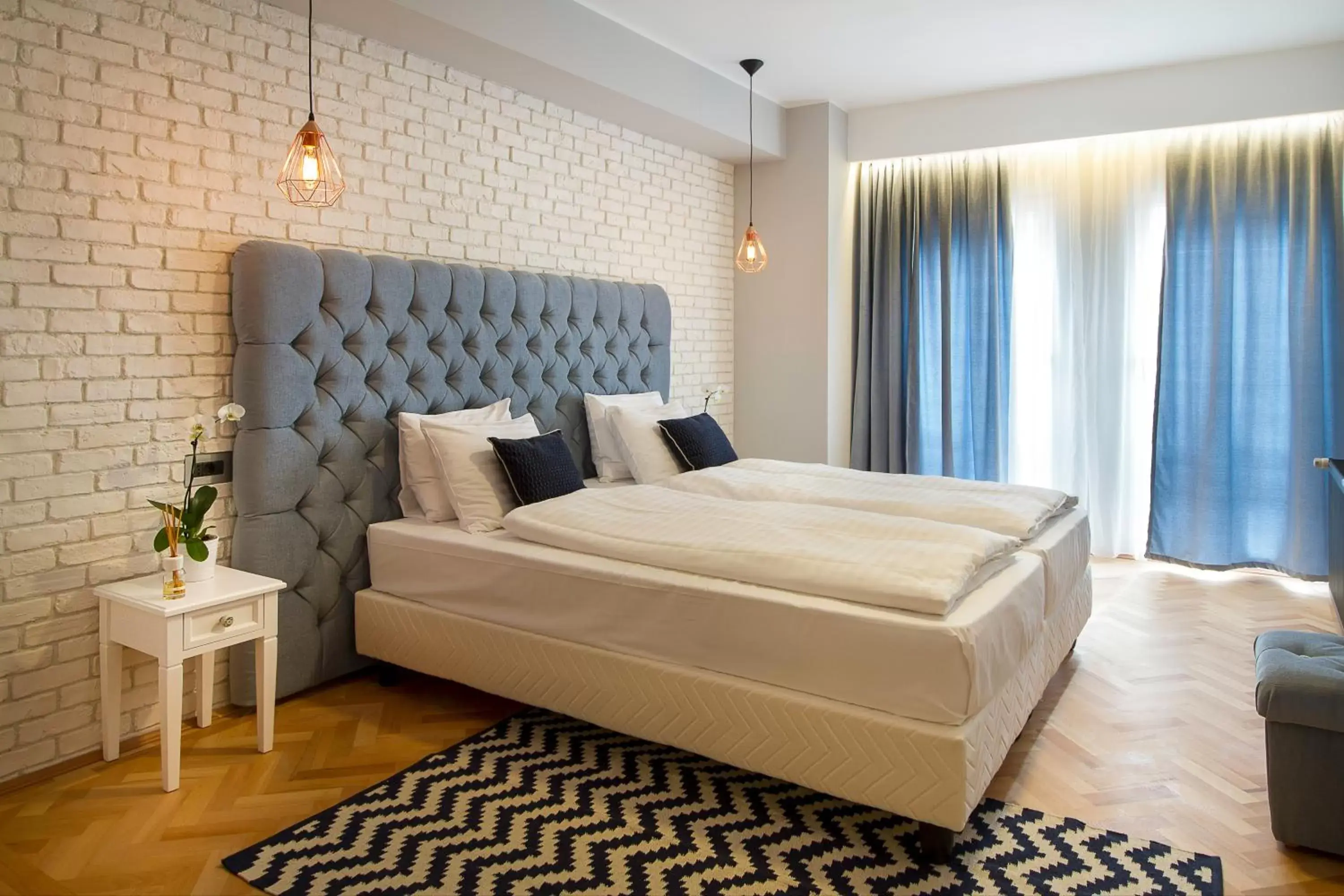 Photo of the whole room, Bed in Venis Boutique Hotel Photo of the whole room, Bed in Venis Boutique Hotel