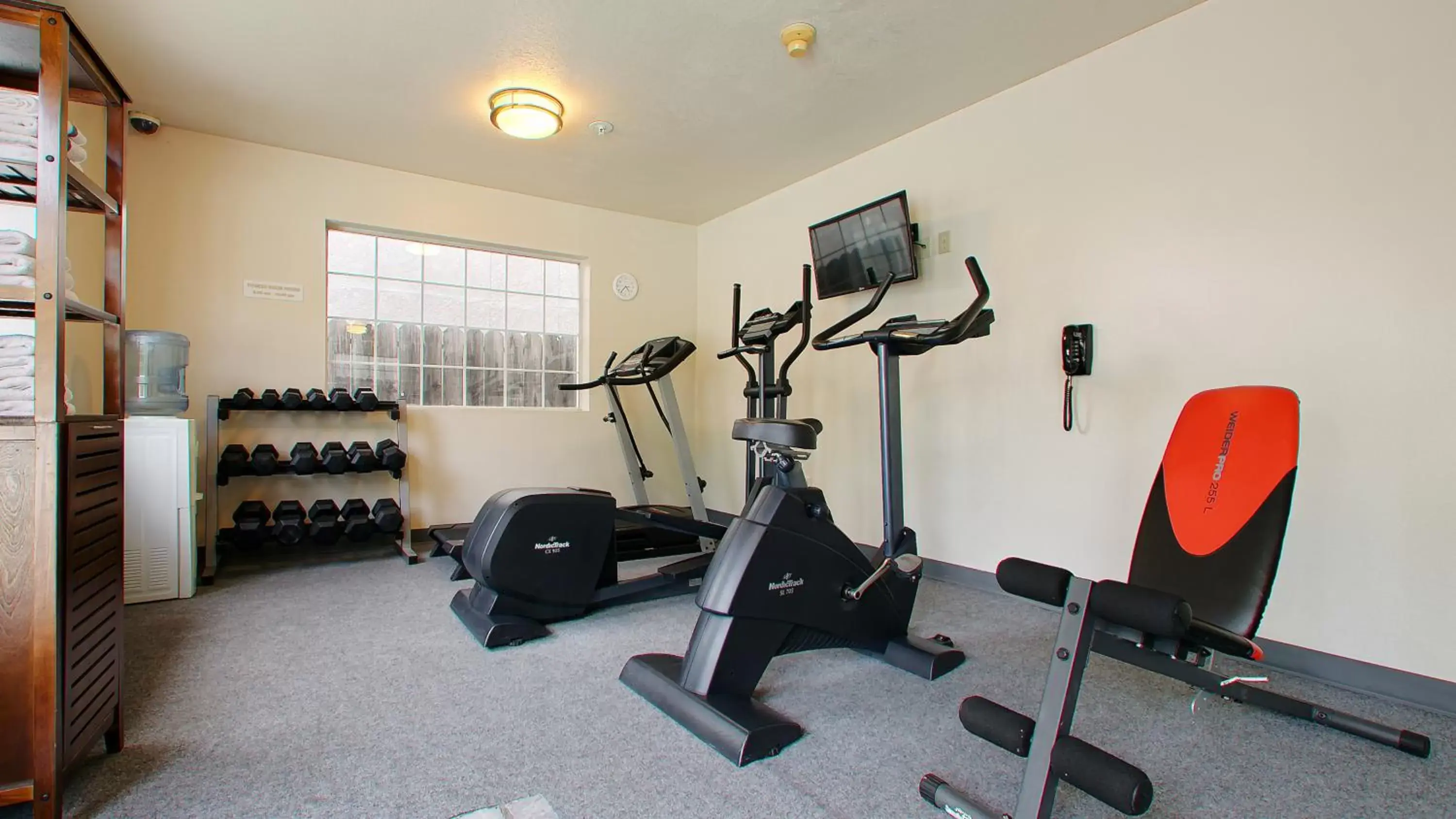 Fitness centre/facilities, Fitness Center/Facilities in Best Western Luxury Inn