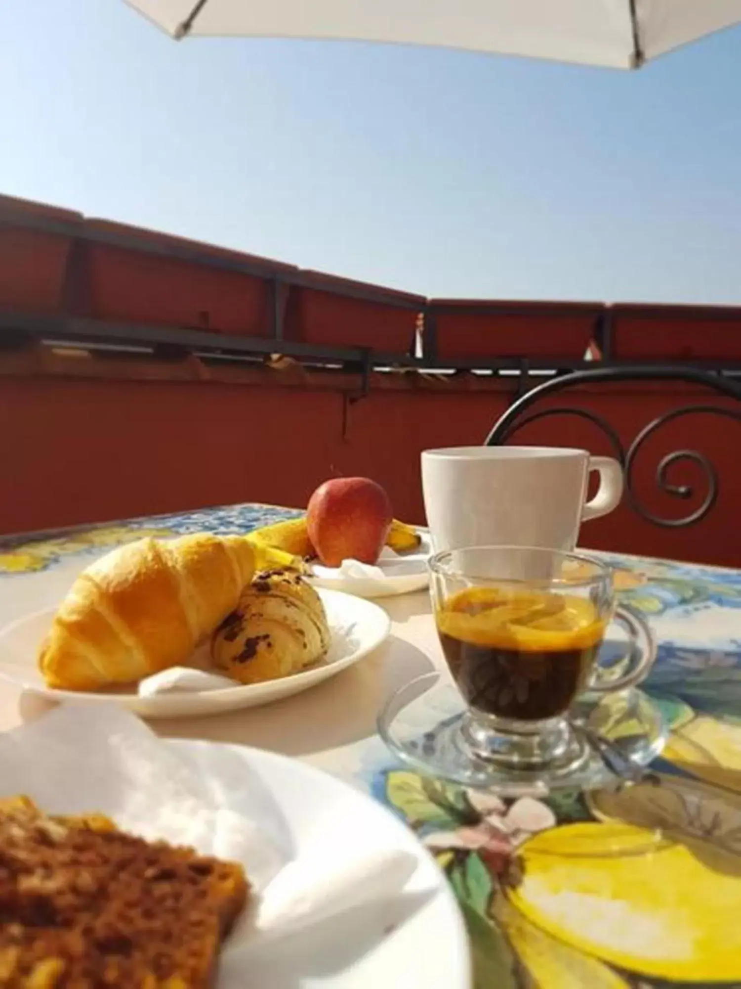 Property building, Breakfast in La Porta dell'Alcantara