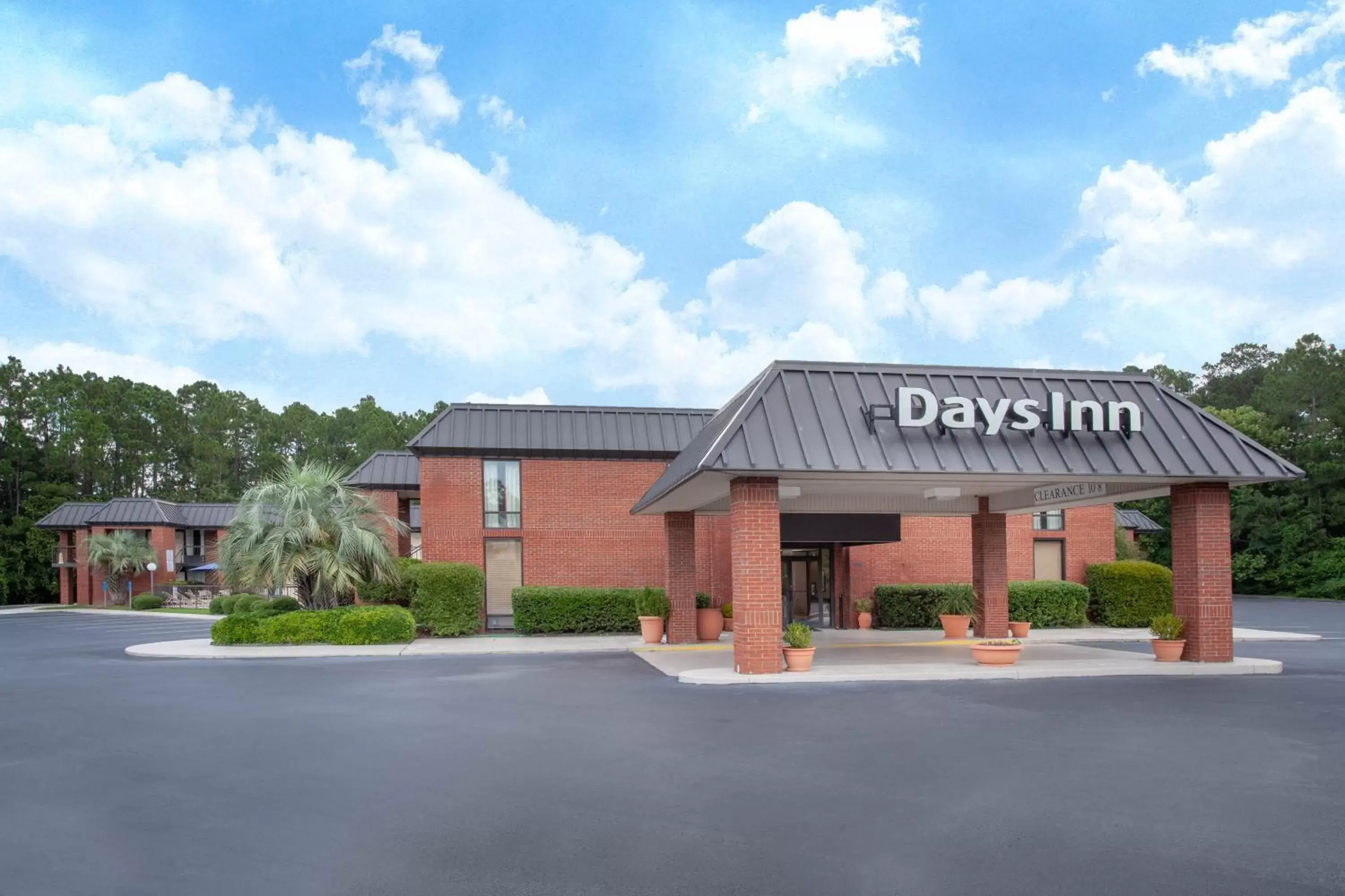 Facade/entrance, Property Building in Days Inn by Wyndham Statesboro