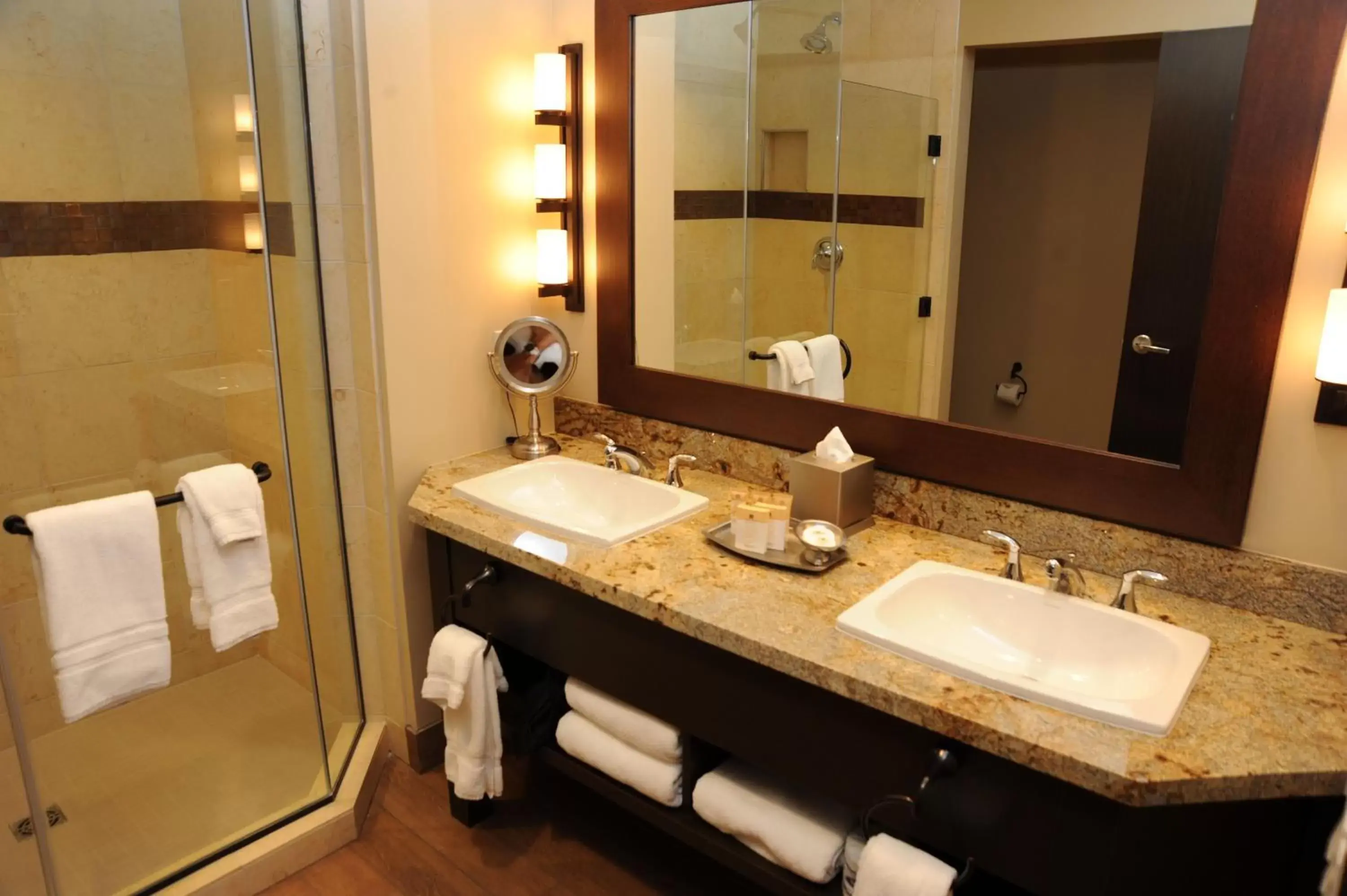 Shower, Bathroom in Twin Arrows Navajo Casino Resort