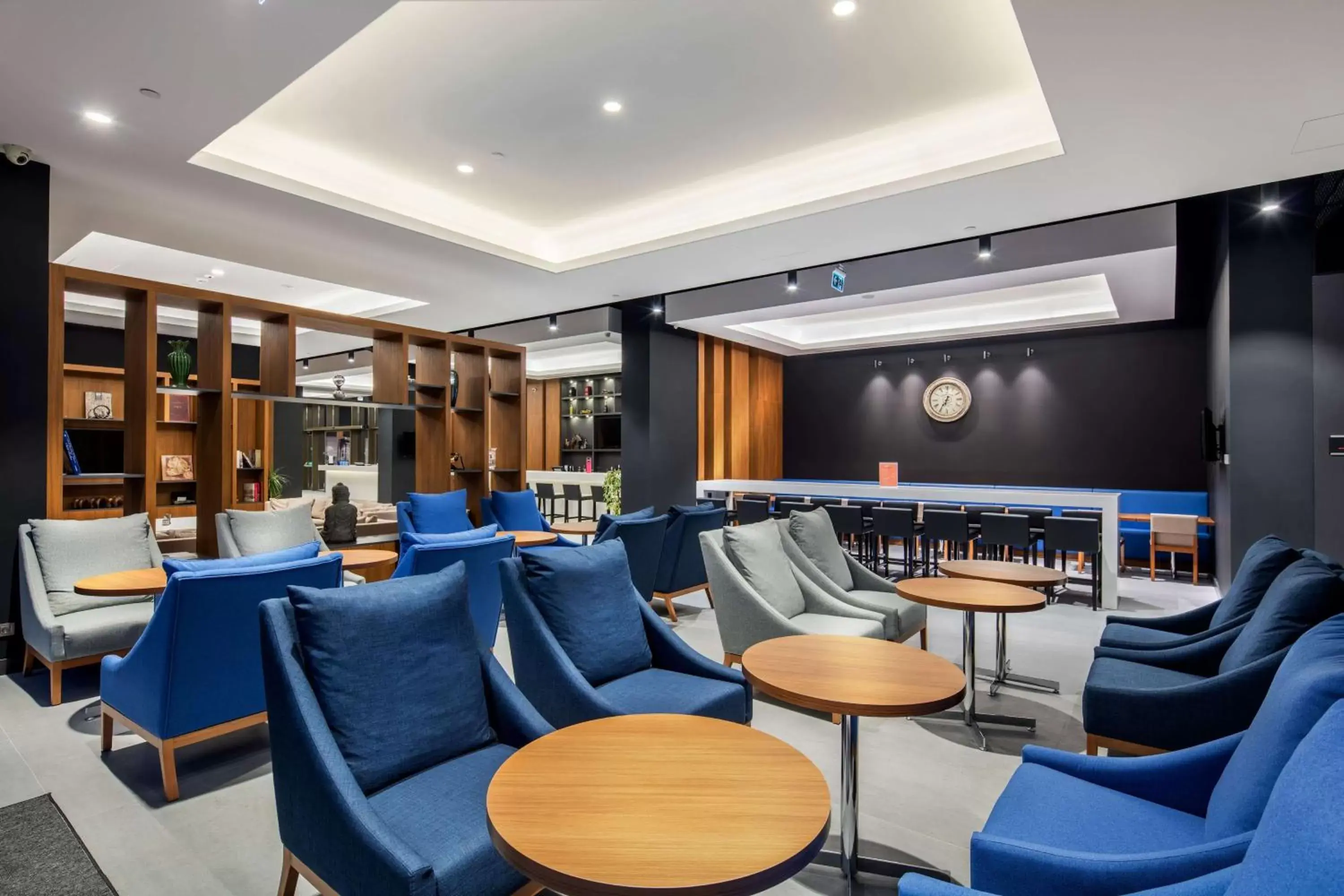 Lobby or reception in Hampton By Hilton Izmir Aliaga Lobby or reception in Hampton By Hilton Izmir Aliaga