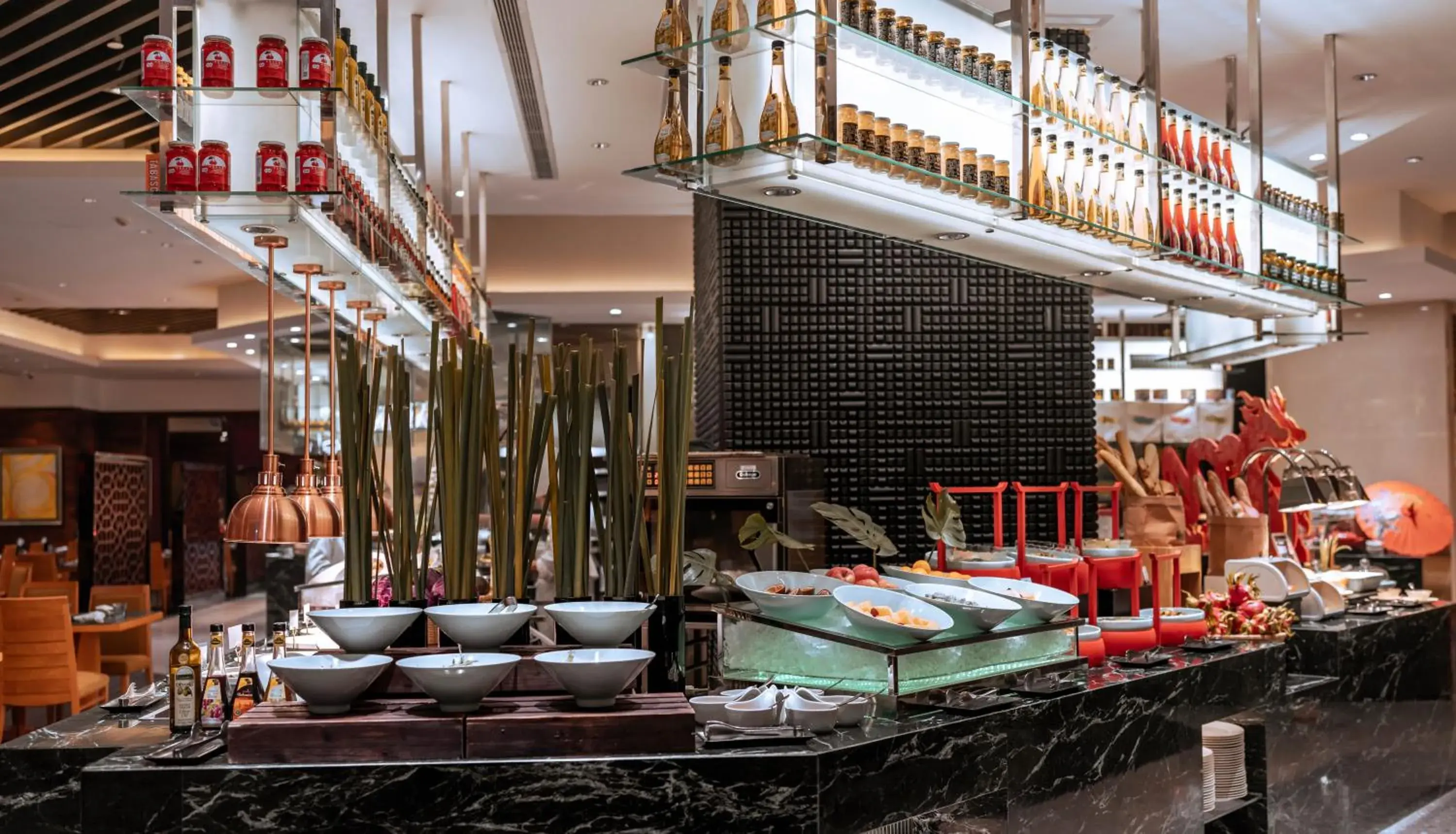 Restaurant/places to eat in Shangri-La Hotel, Wuhan