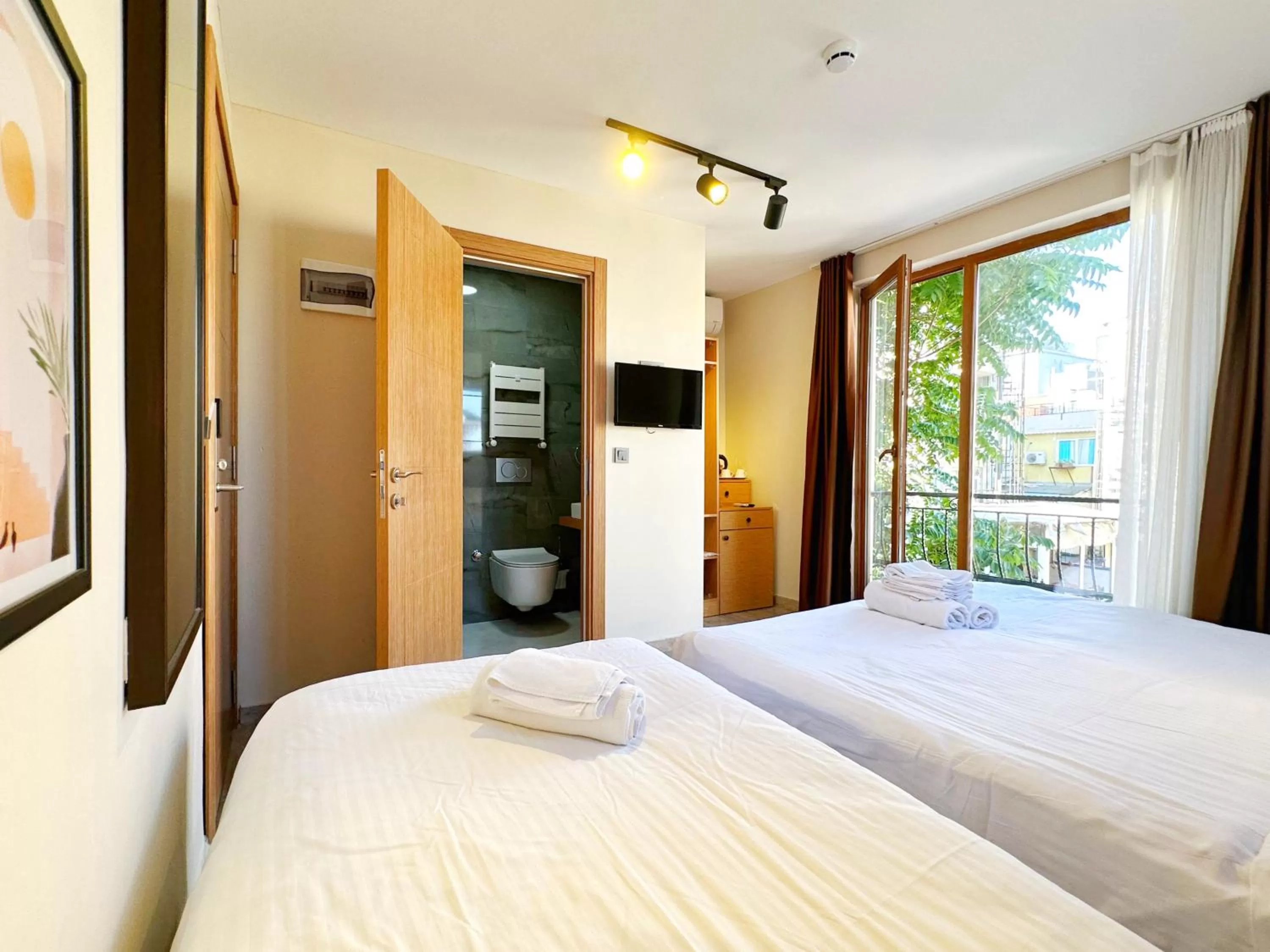 Bed in Sultan Pier Hotel