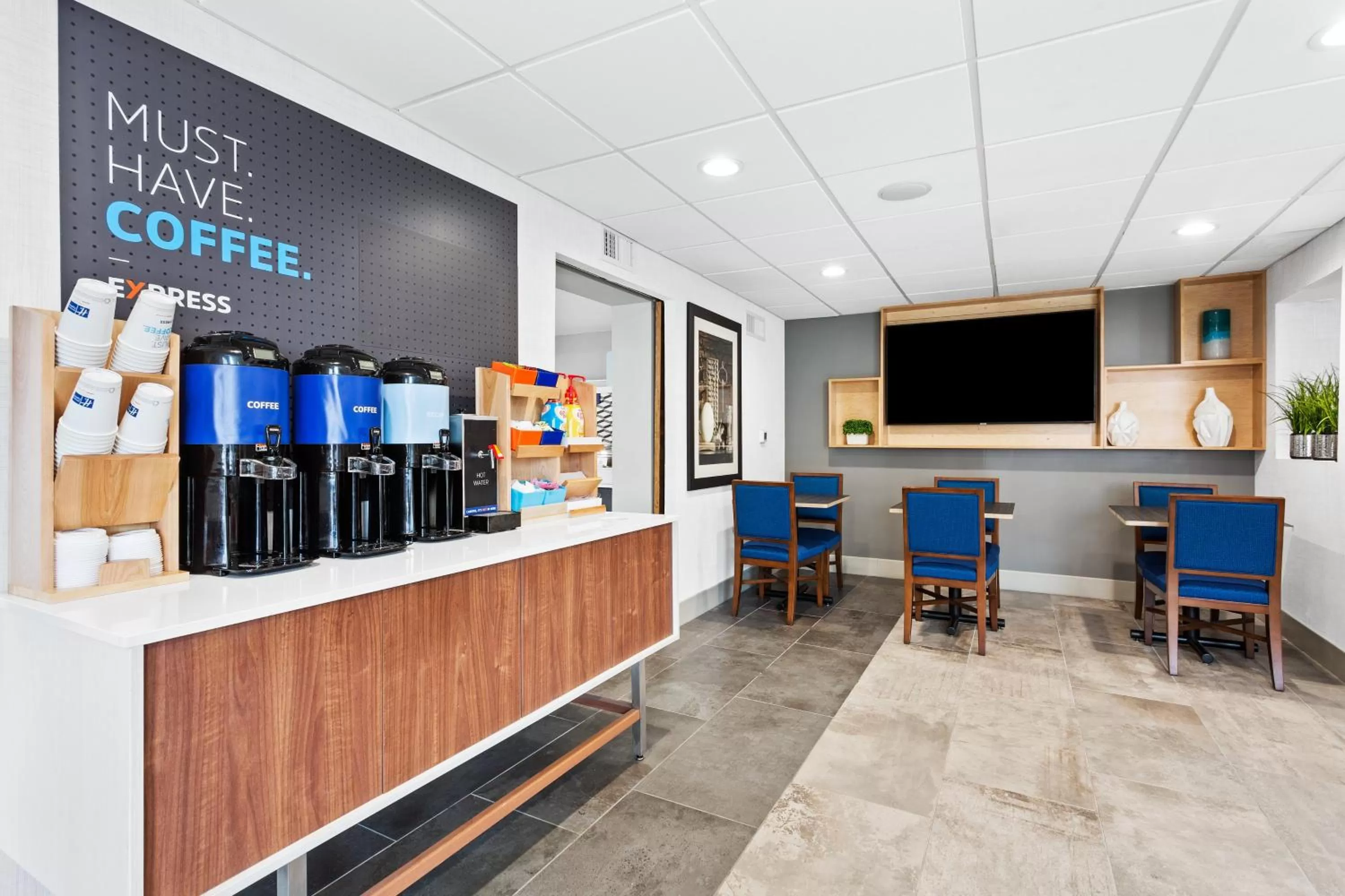 Breakfast in Holiday Inn Express Hopewell - Fort Lee by IHG