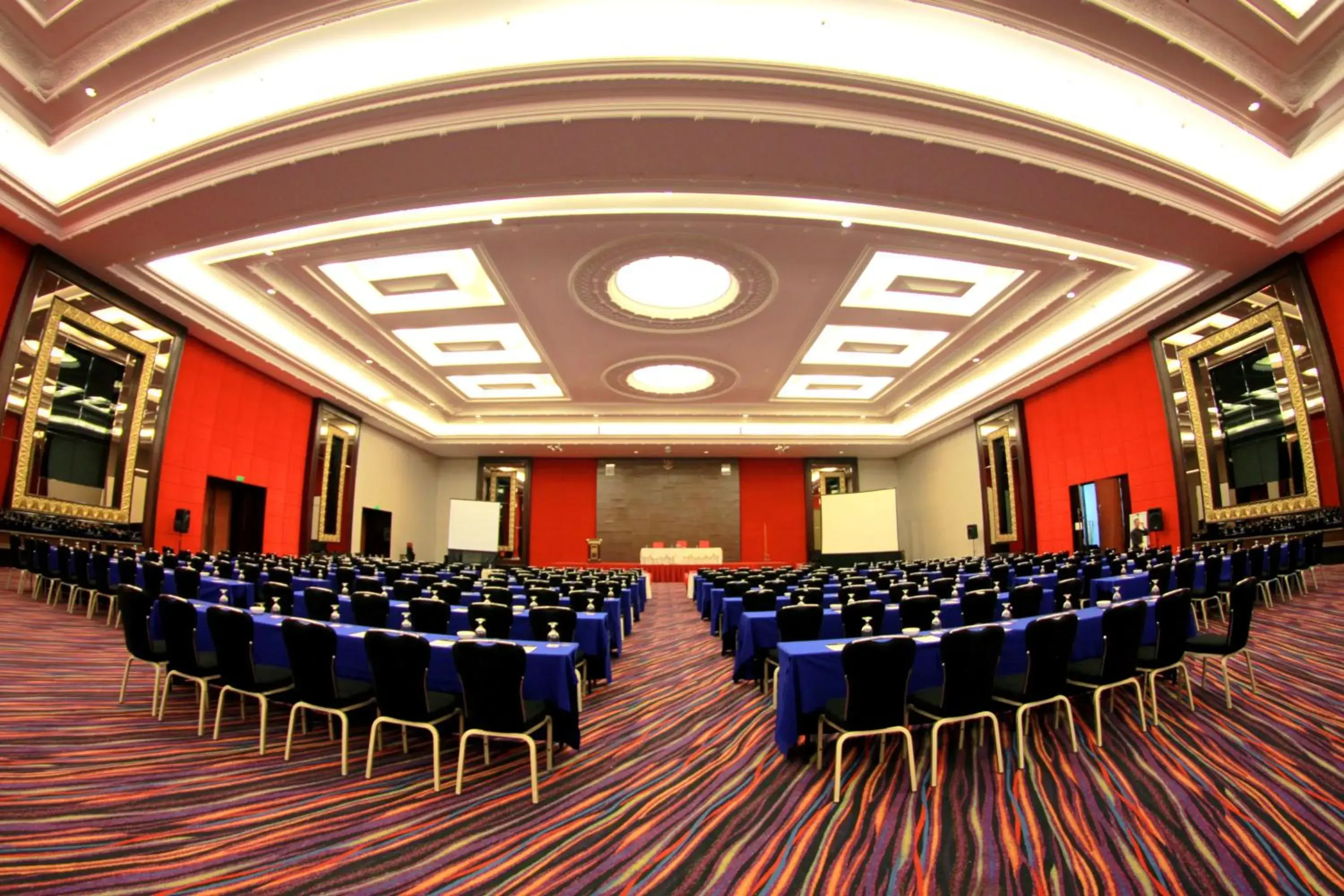 Banquet/Function facilities in Merlynn Park Hotel