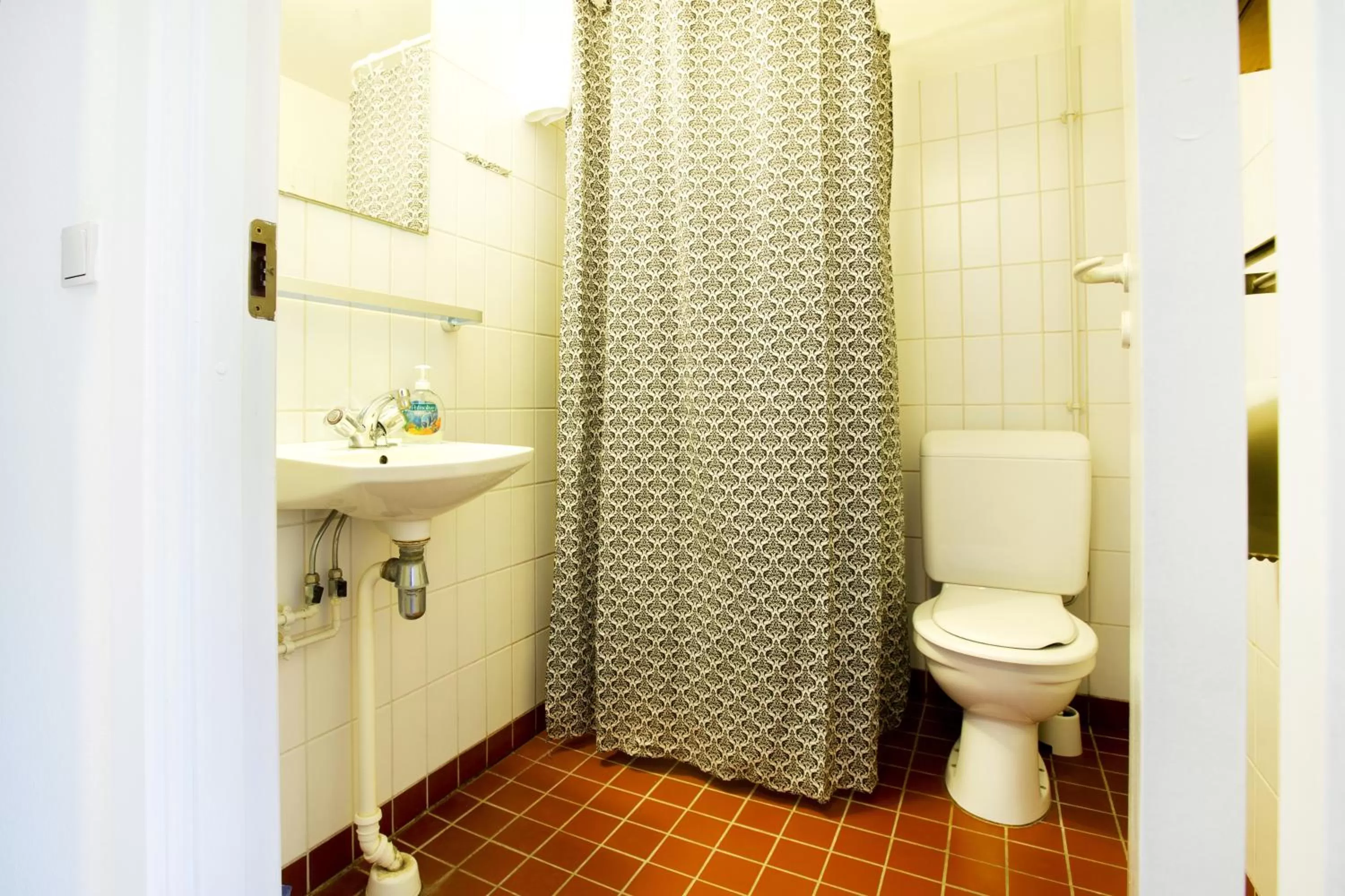 Bathroom in Motel Stege