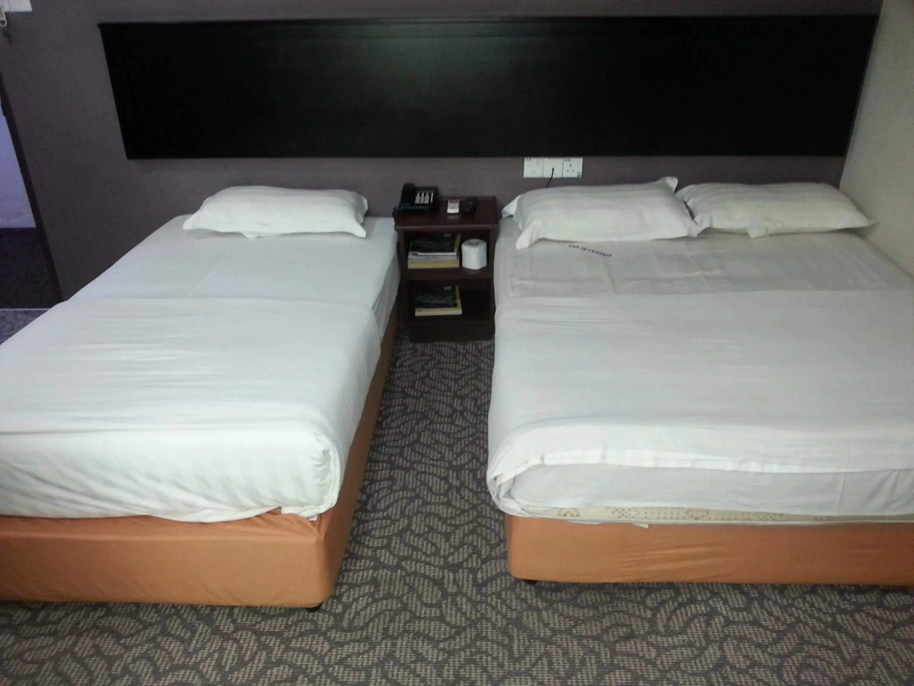 Bed in Oriental Inn