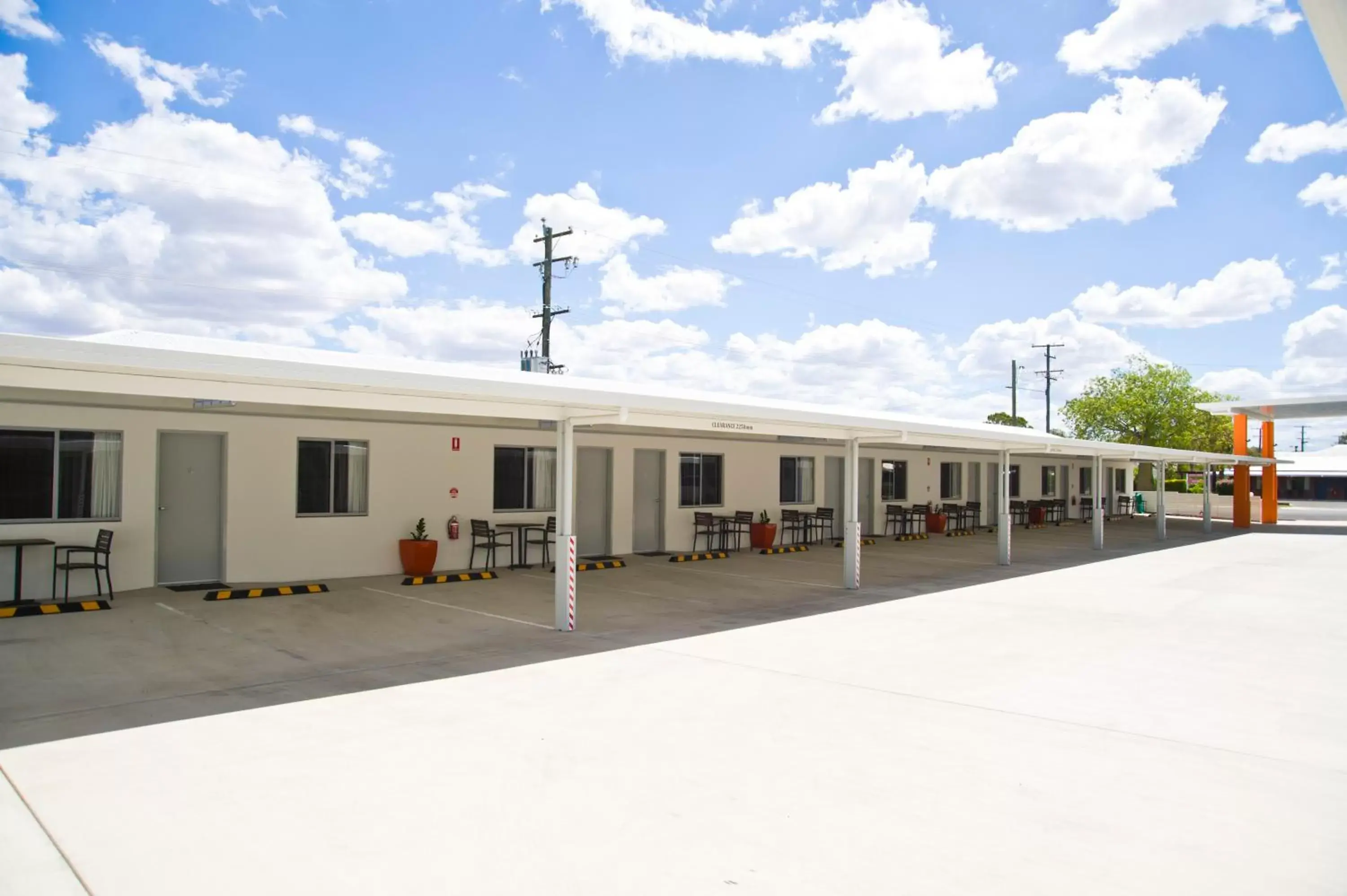 Property Building in Roma Central Motel