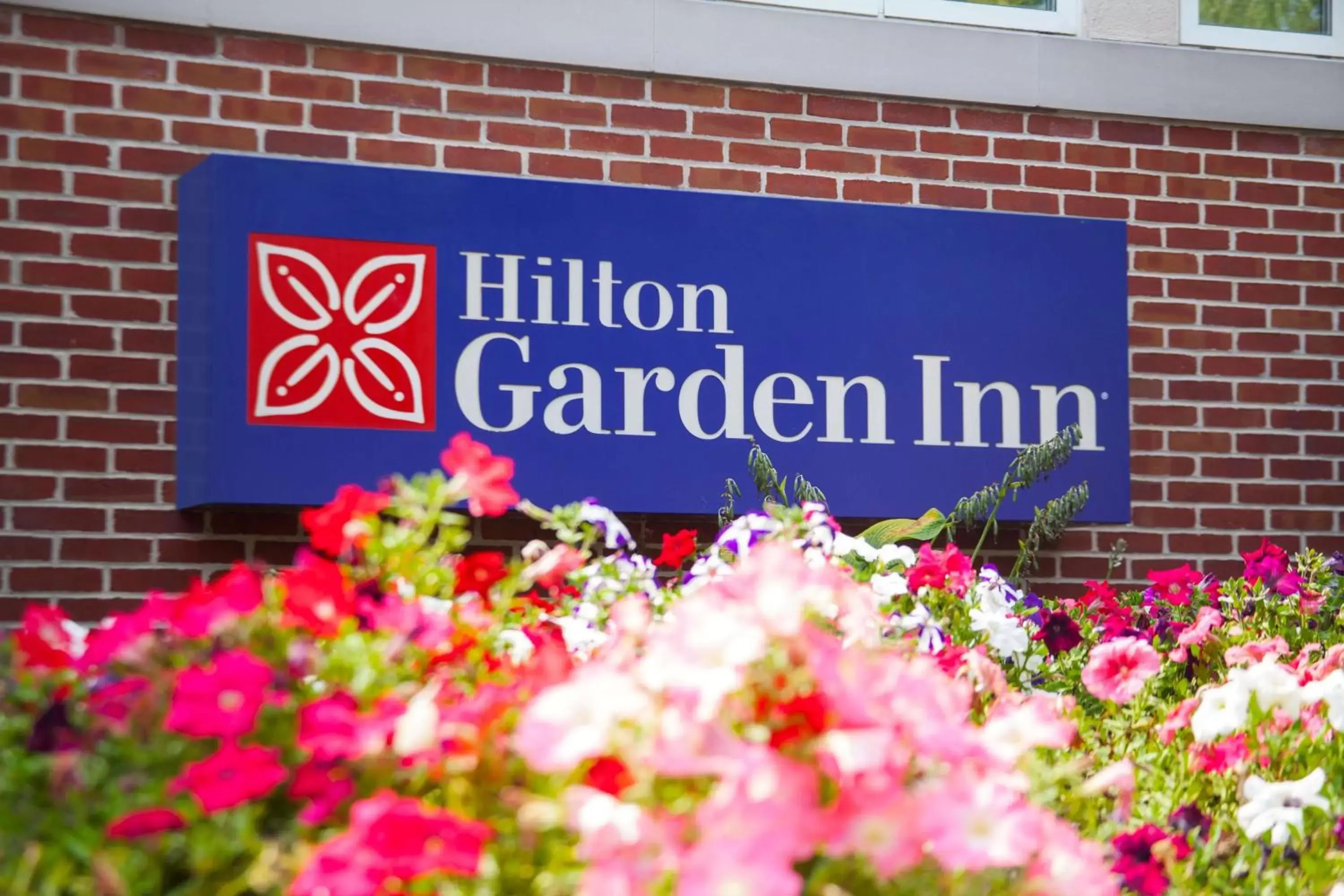 Property building in Hilton Garden Inn Lancaster