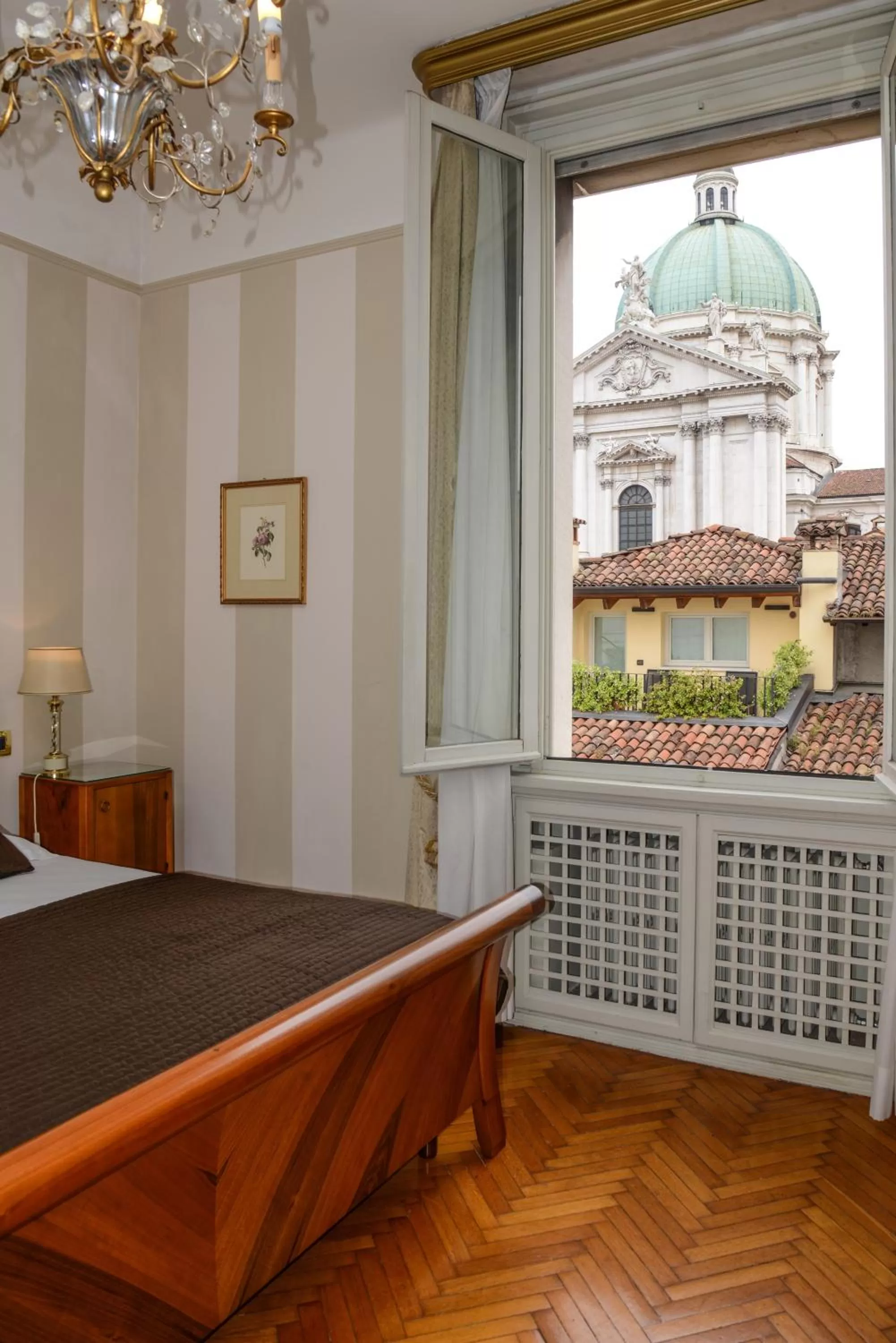 Bedroom in Hotel Vittoria