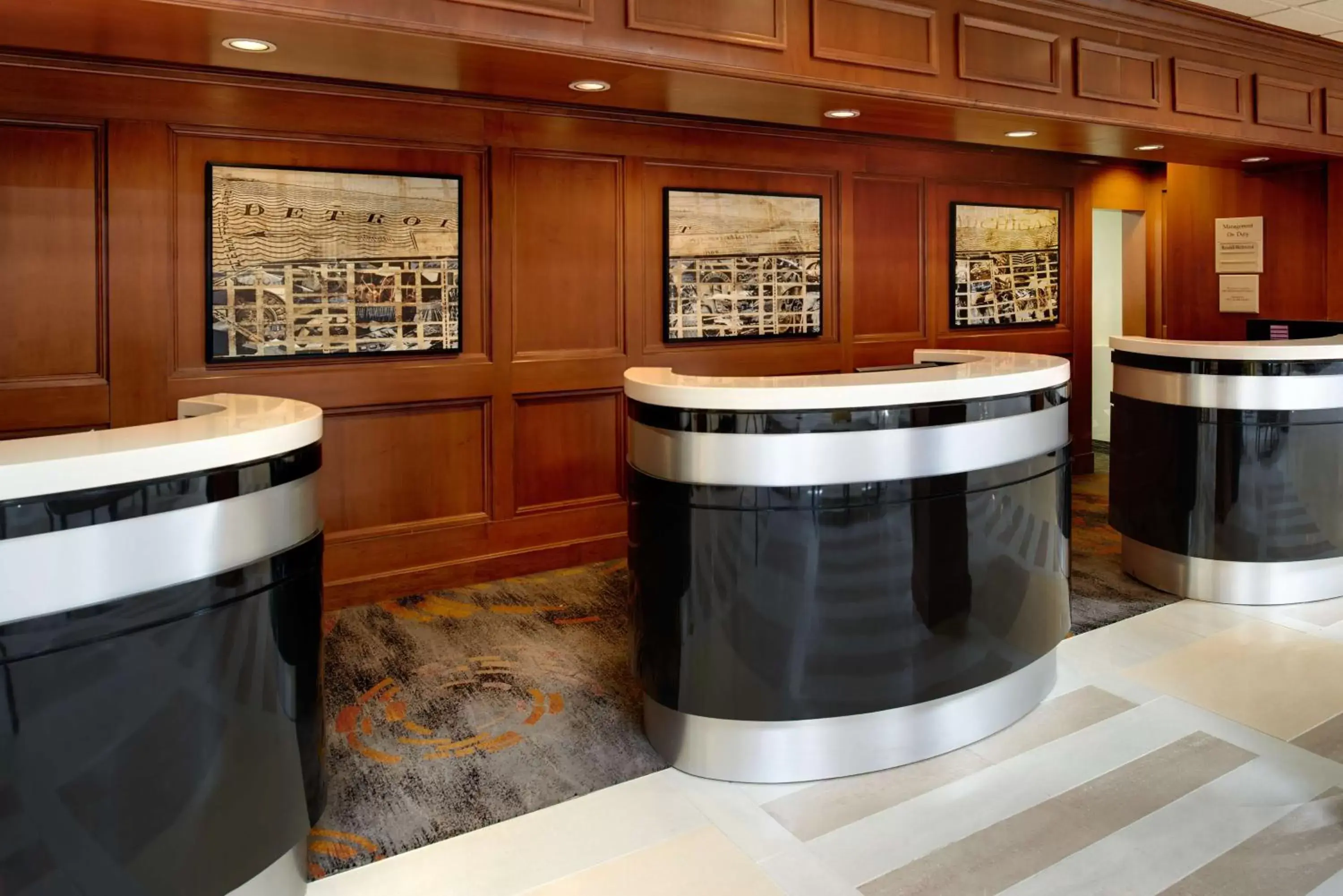 Lobby or reception in DoubleTree by Hilton Dearborn