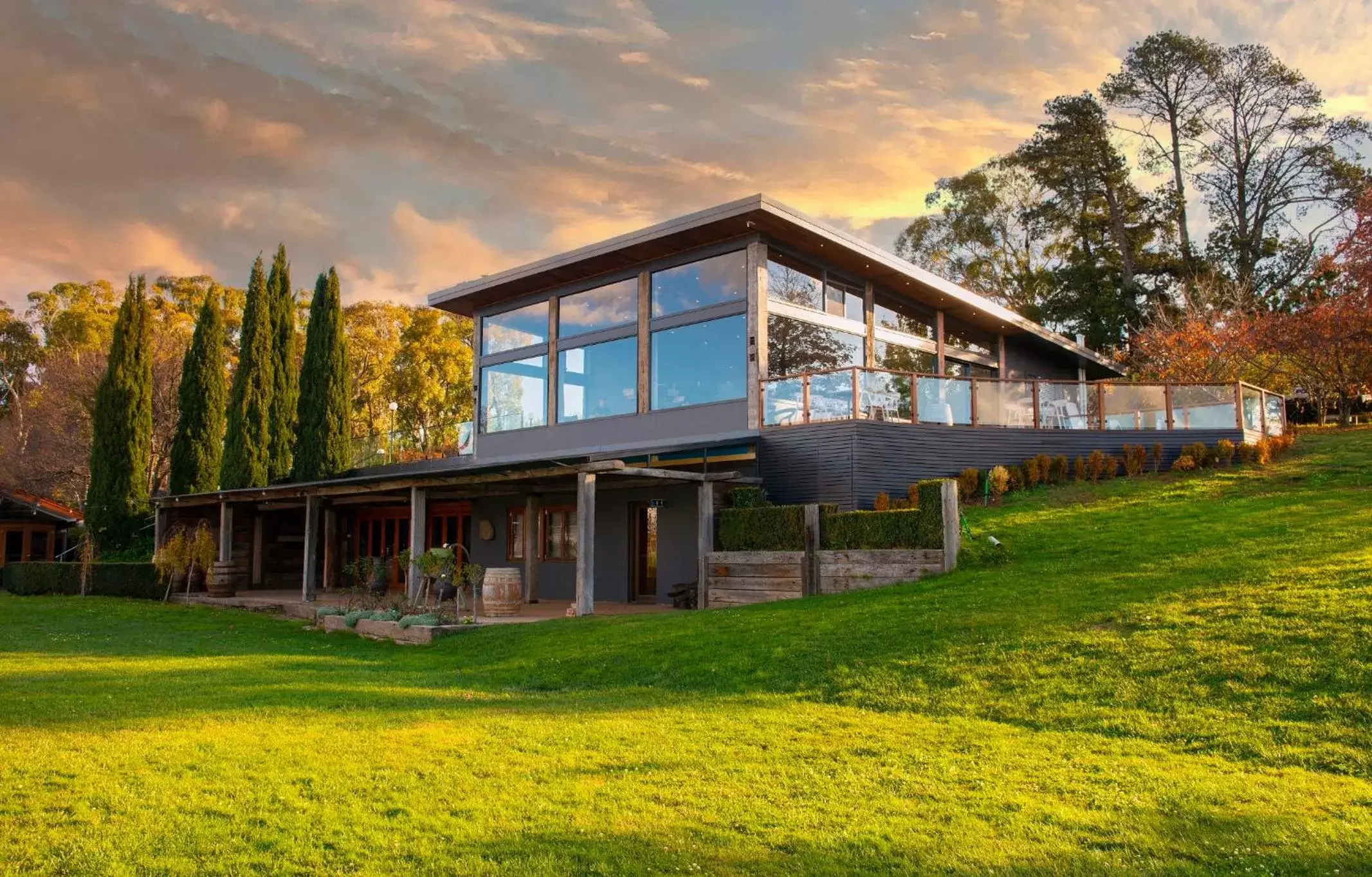 Property Building in Borrodell Vineyard