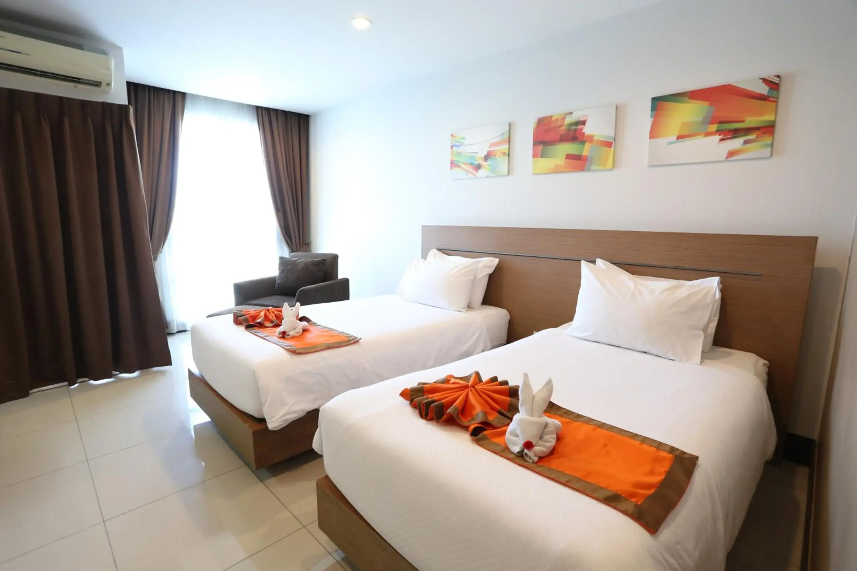 Bed in Crystal Suites Suvarnbhumi Airport