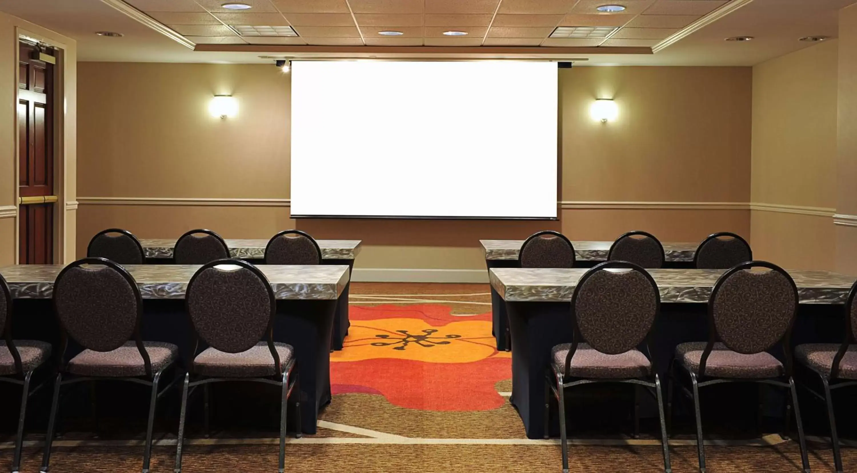 Meeting/conference room in Hilton Garden Inn Virginia Beach Town Center
