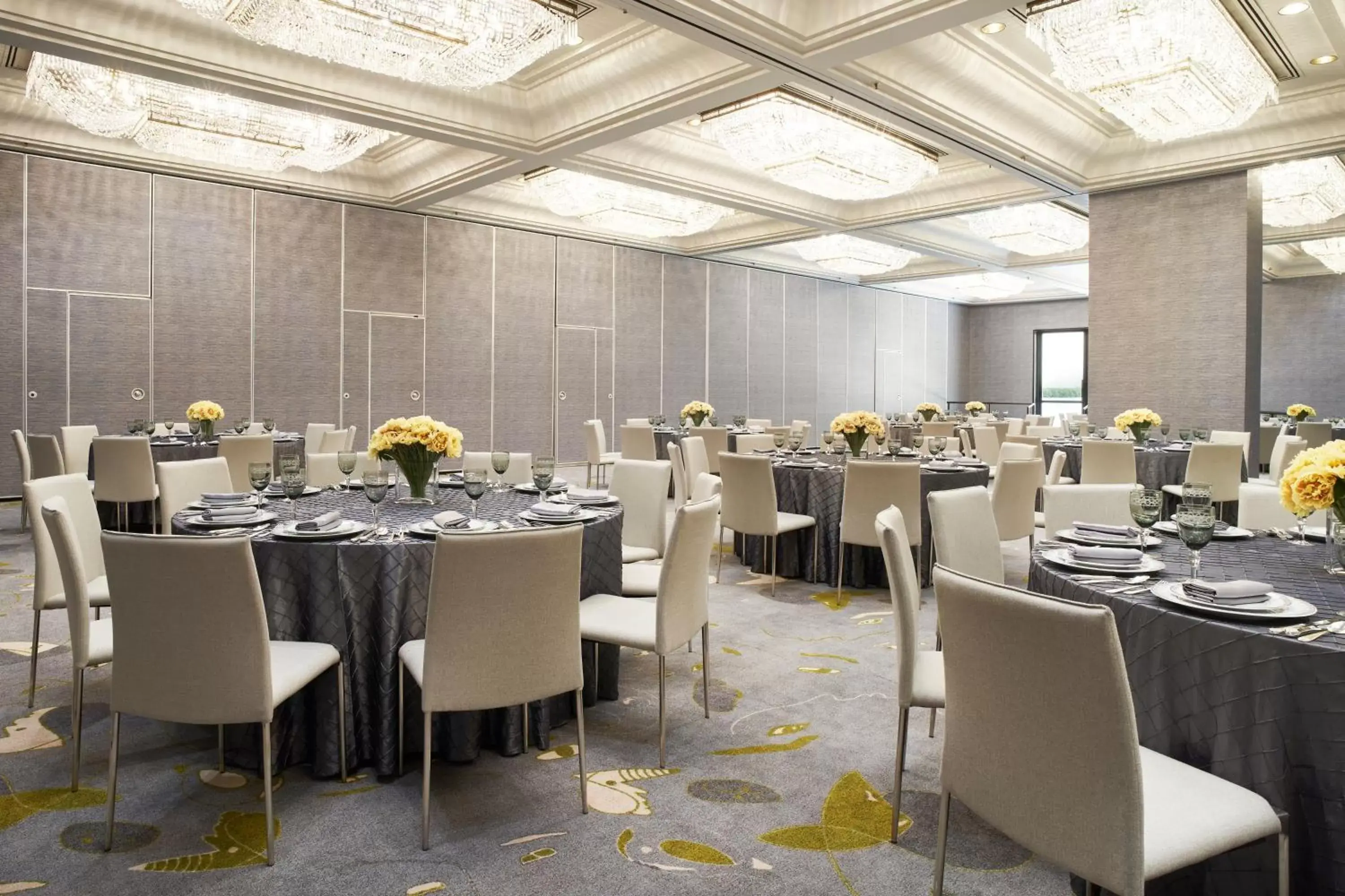 Meeting/conference room, Restaurant/Places to Eat in Park Lane New York