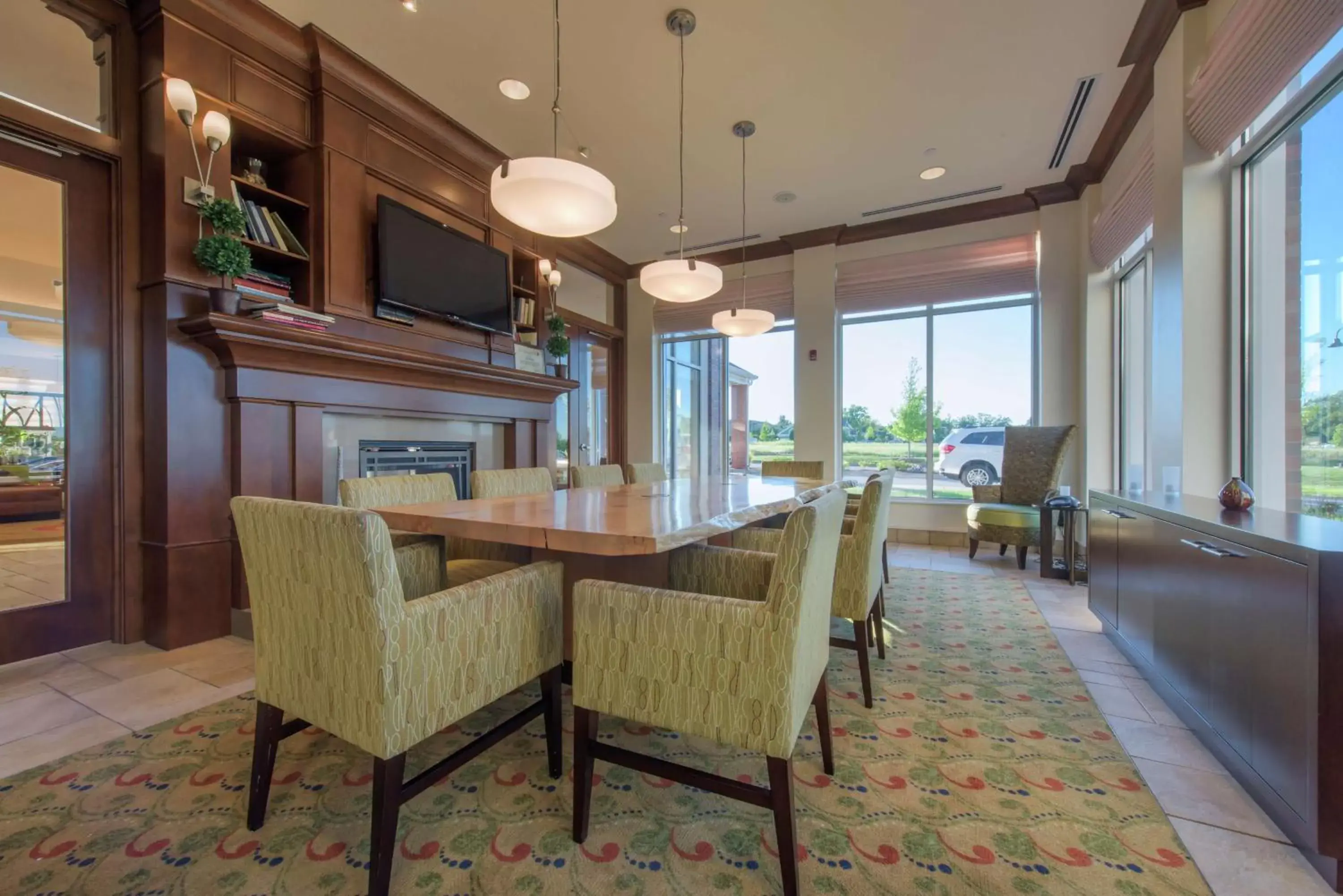 Lobby or reception, Restaurant/Places to Eat in Hilton Garden Inn Devens Common