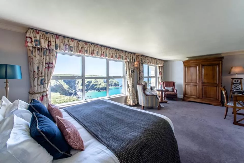 Bed in Mullion Cove Hotel & Spa