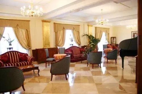 Lobby or reception in Grand Hotel Palace Lobby or reception in Grand Hotel Palace