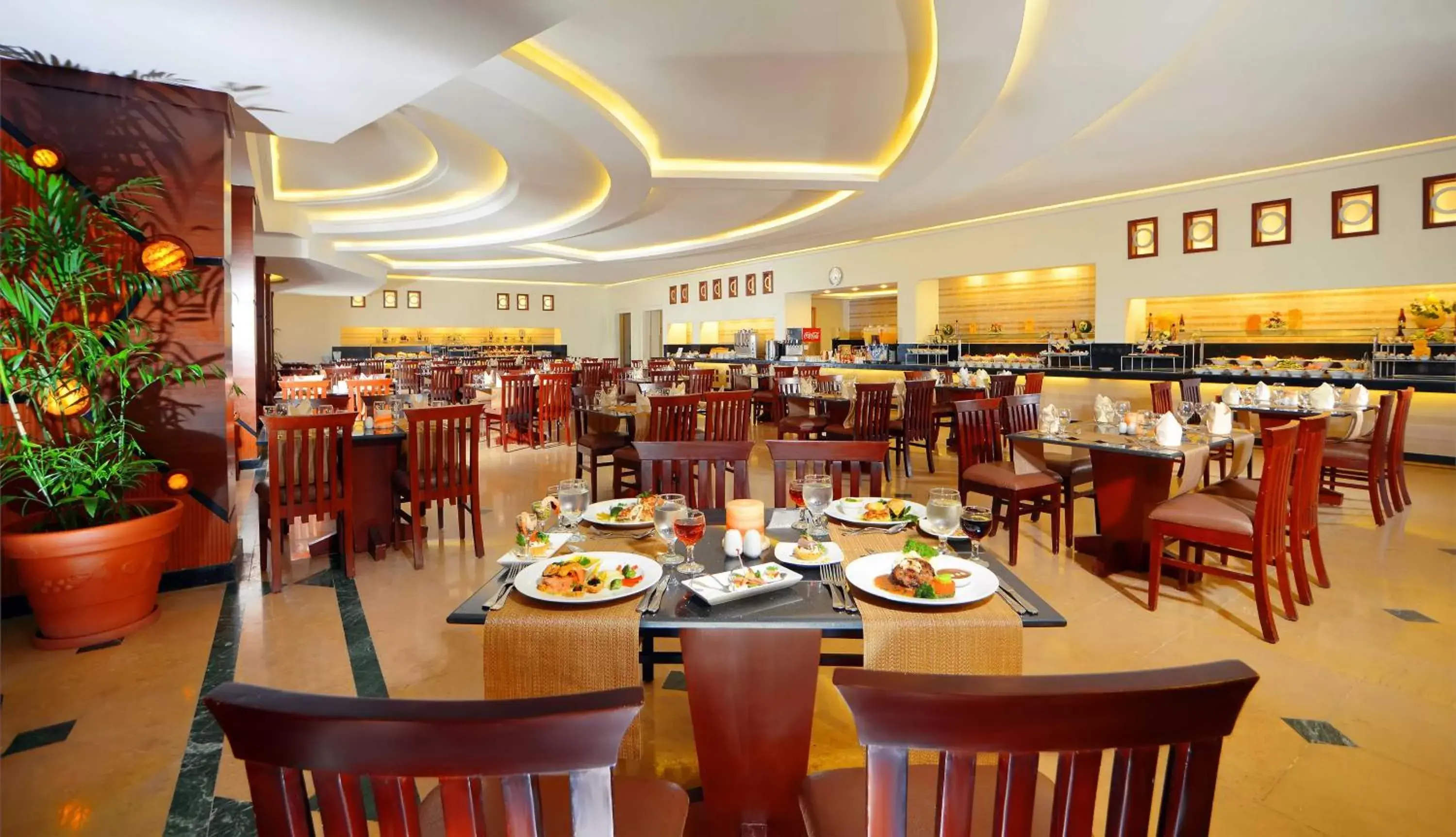 Restaurant/Places to Eat in Pickalbatros Aqua Park Resort - Hurghada