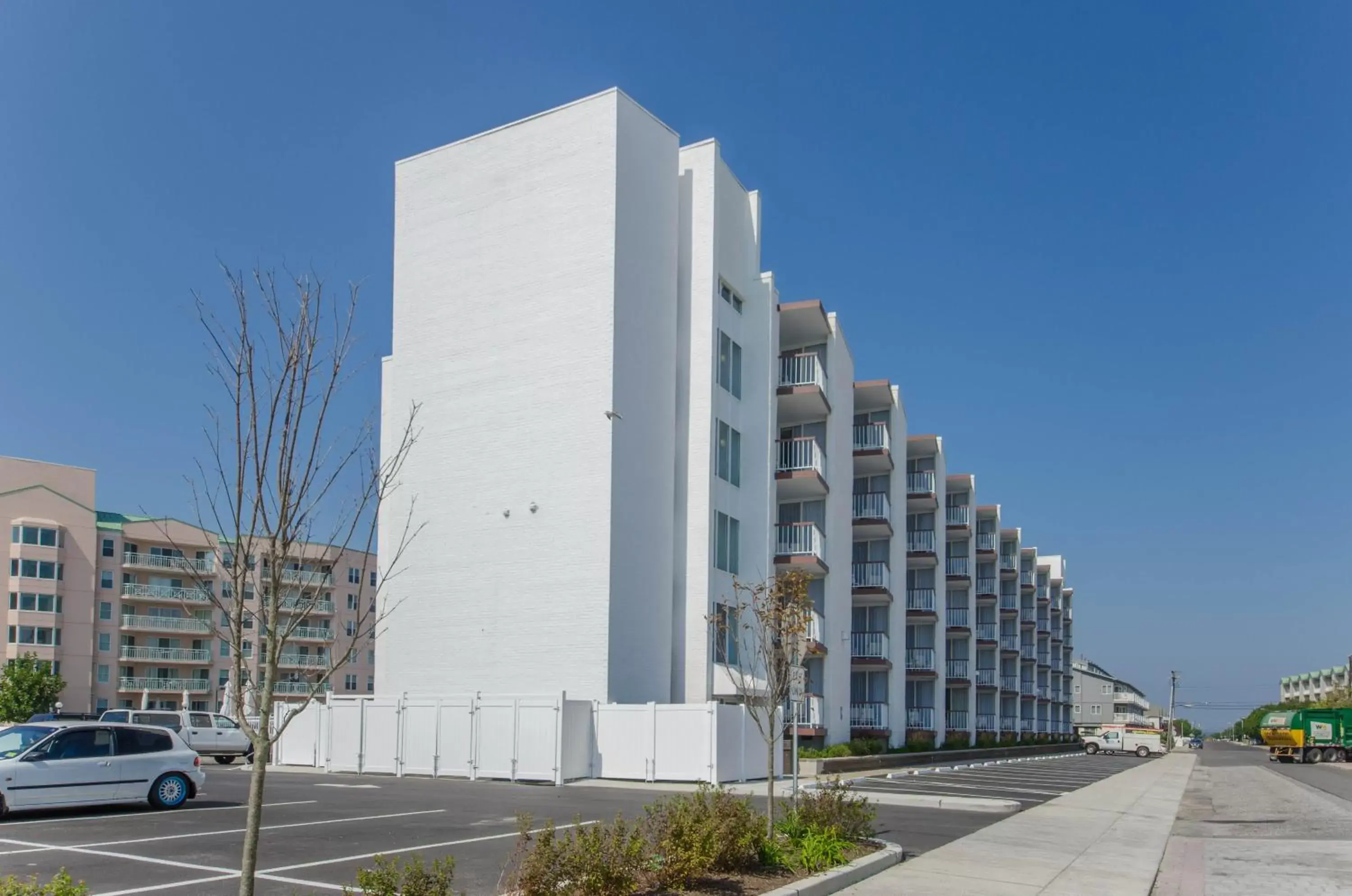 Property Building in ICONA Diamond Beach