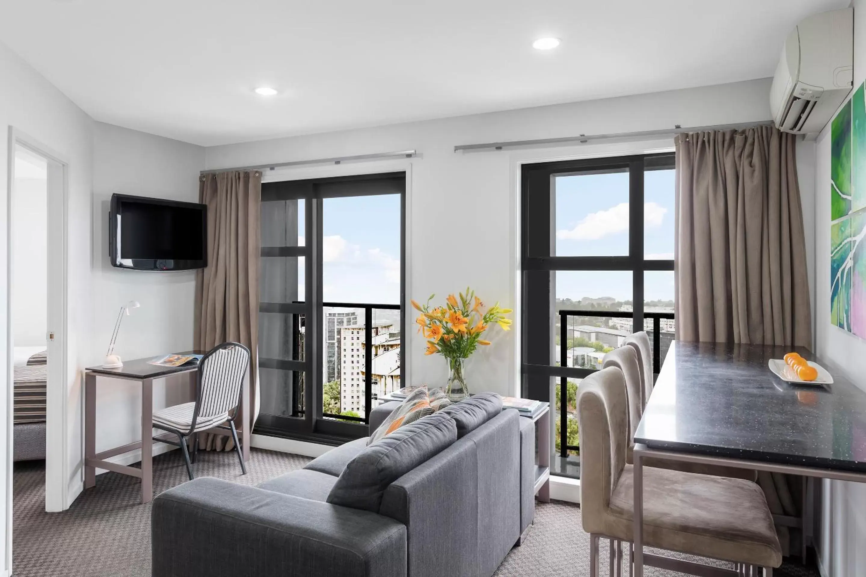 Balcony/Terrace, Seating Area in Nesuto St Martins Apartment Hotel