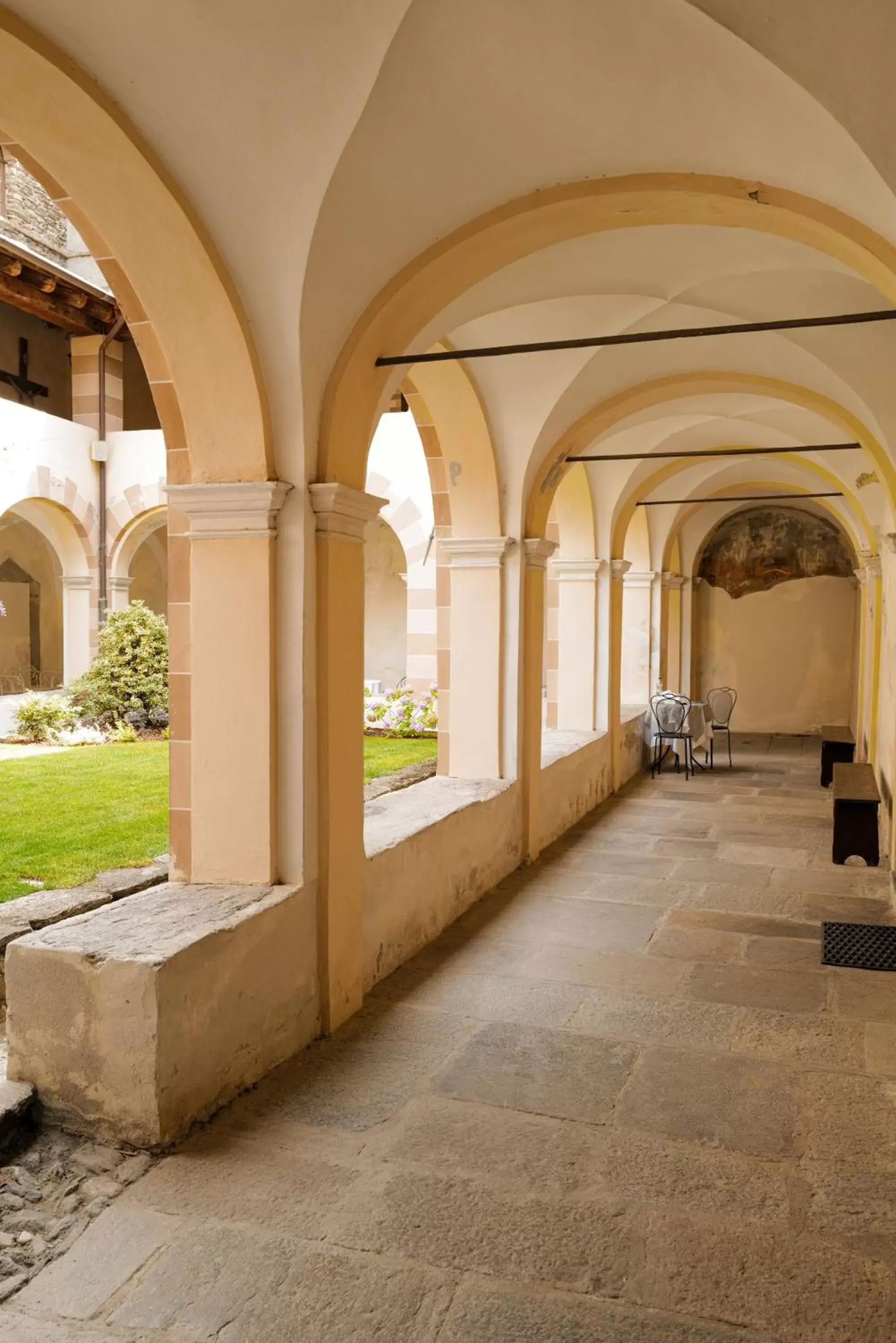 Inner courtyard view in Convento Boutique Hotel