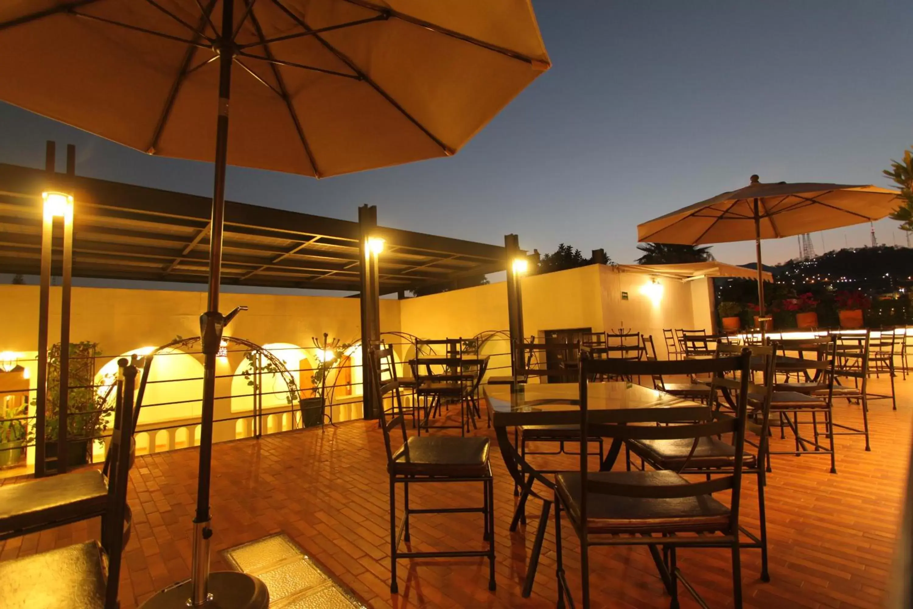 Balcony/Terrace, Restaurant/Places to Eat in Hotel Casa Conzatti