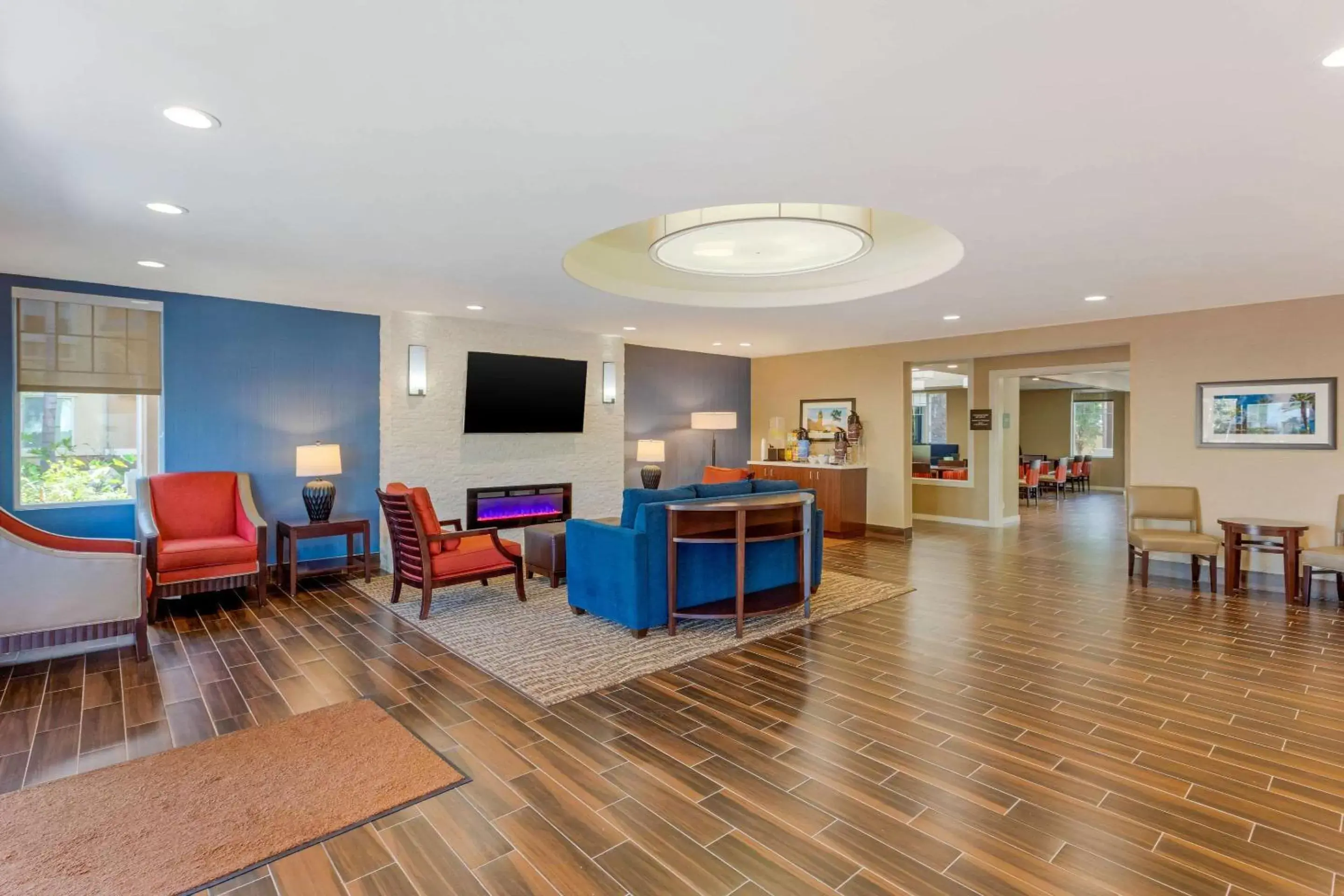 Lobby or reception in Comfort Inn & Suites Near Ontario Airport