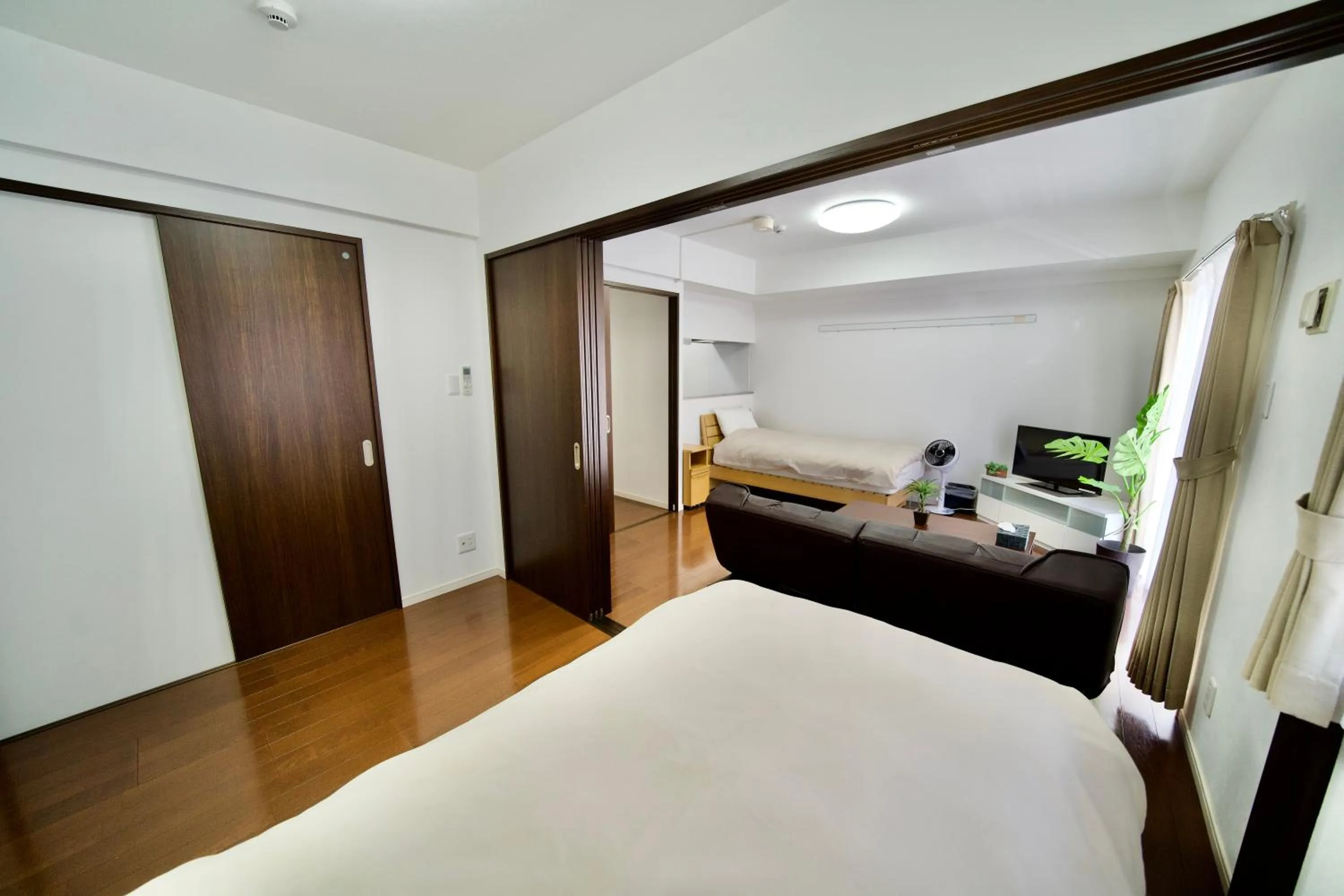 Photo of the whole room, Bed in Villa Izumizaki