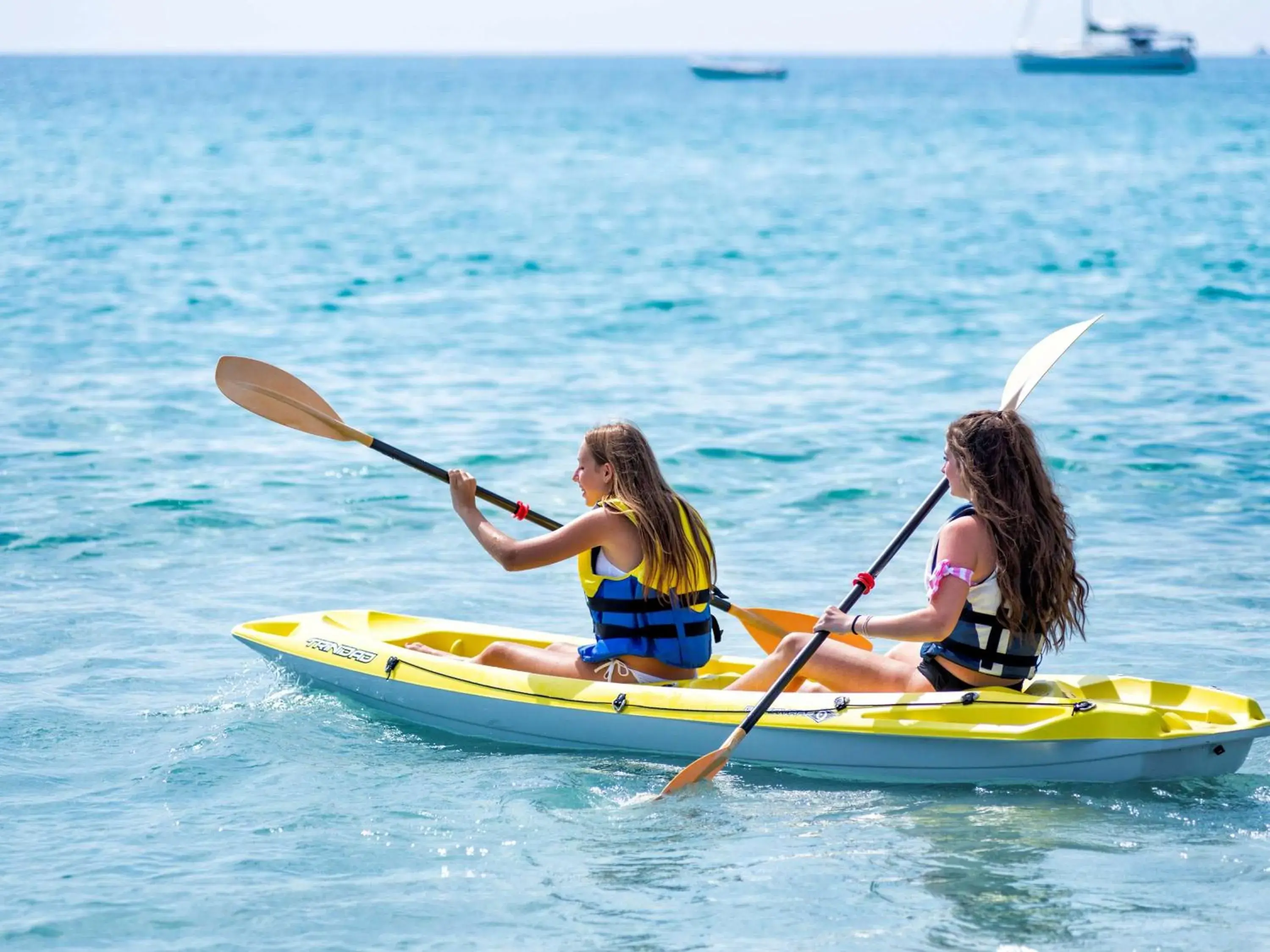 Activities, Canoeing in Pullman Timi Ama Sardegna