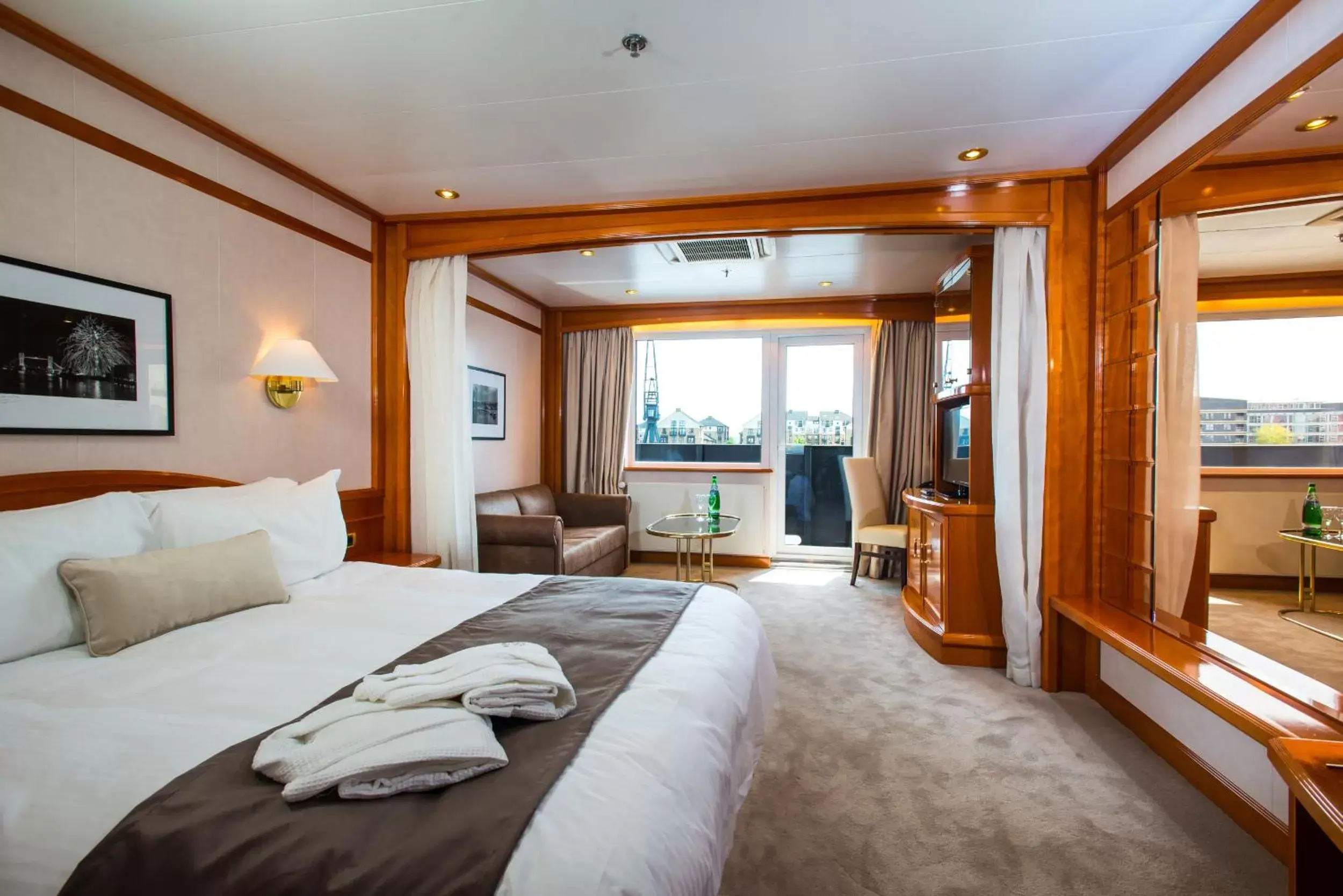 Photo of the whole room in Sunborn London Yacht Hotel